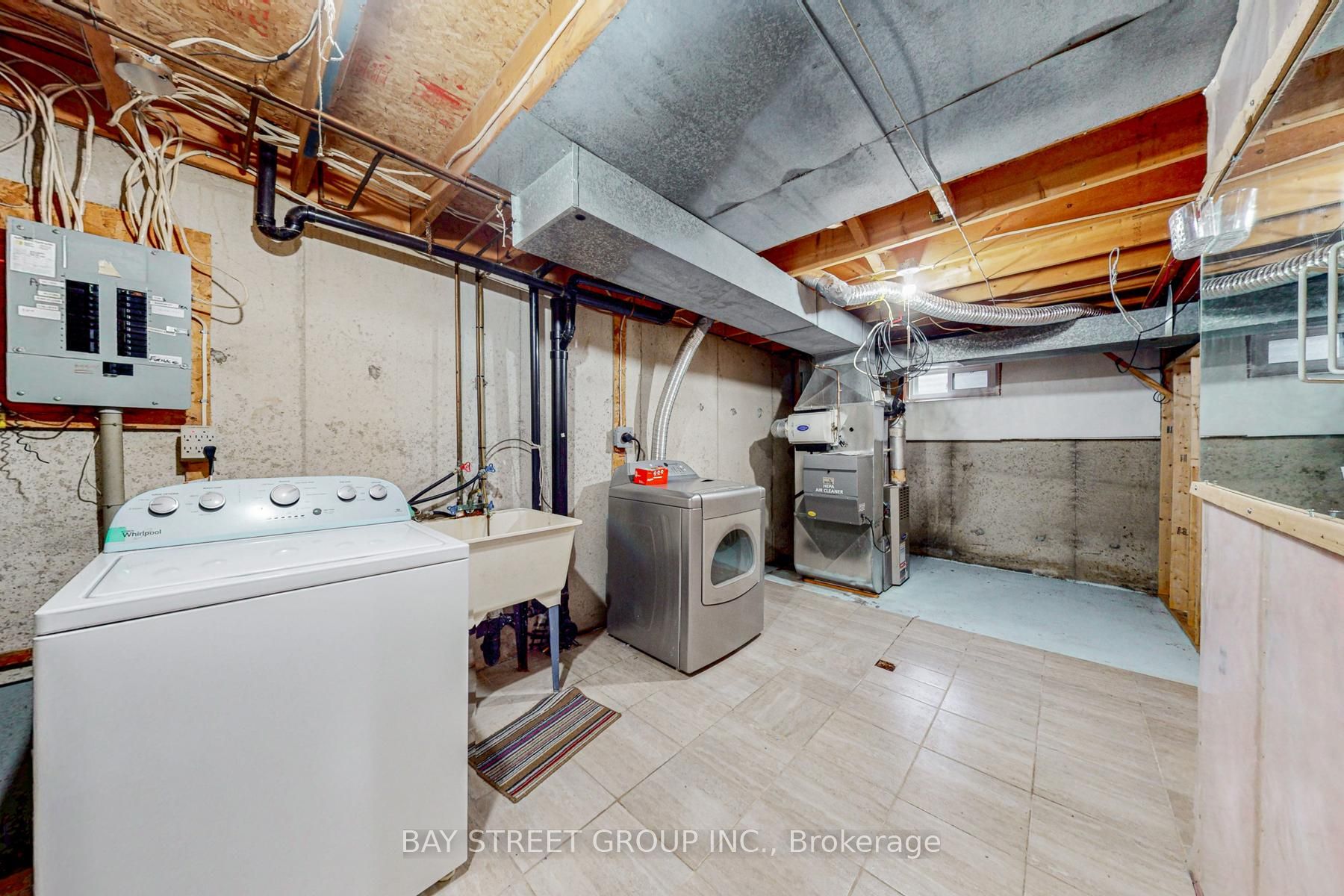 #13 - 1232 Guelph Line Property Photo 31
