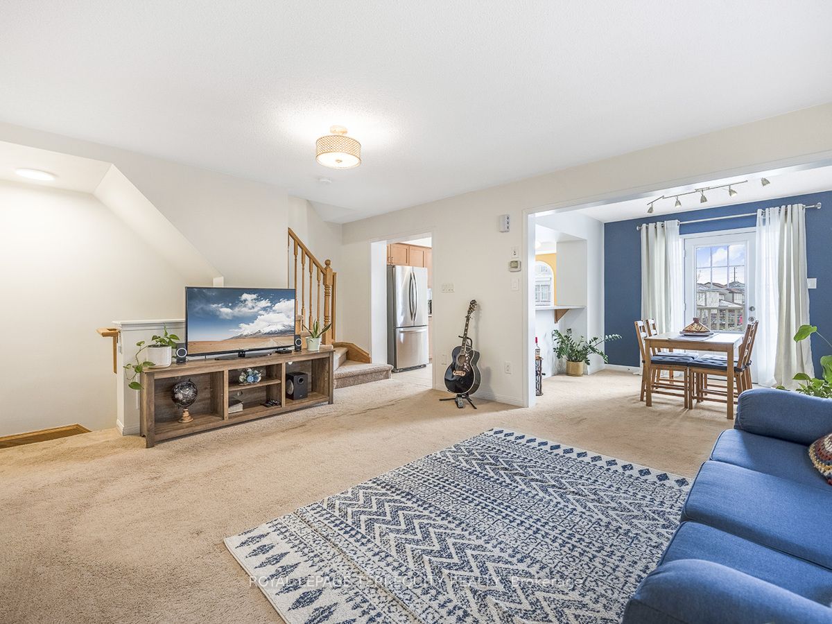 471 Dalhousie Gate Property Photo 3