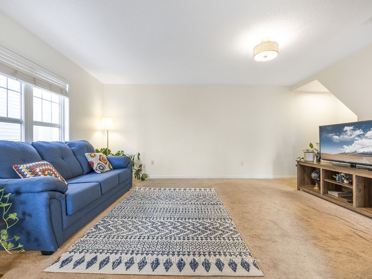 471 Dalhousie Gate Property Photo 5
