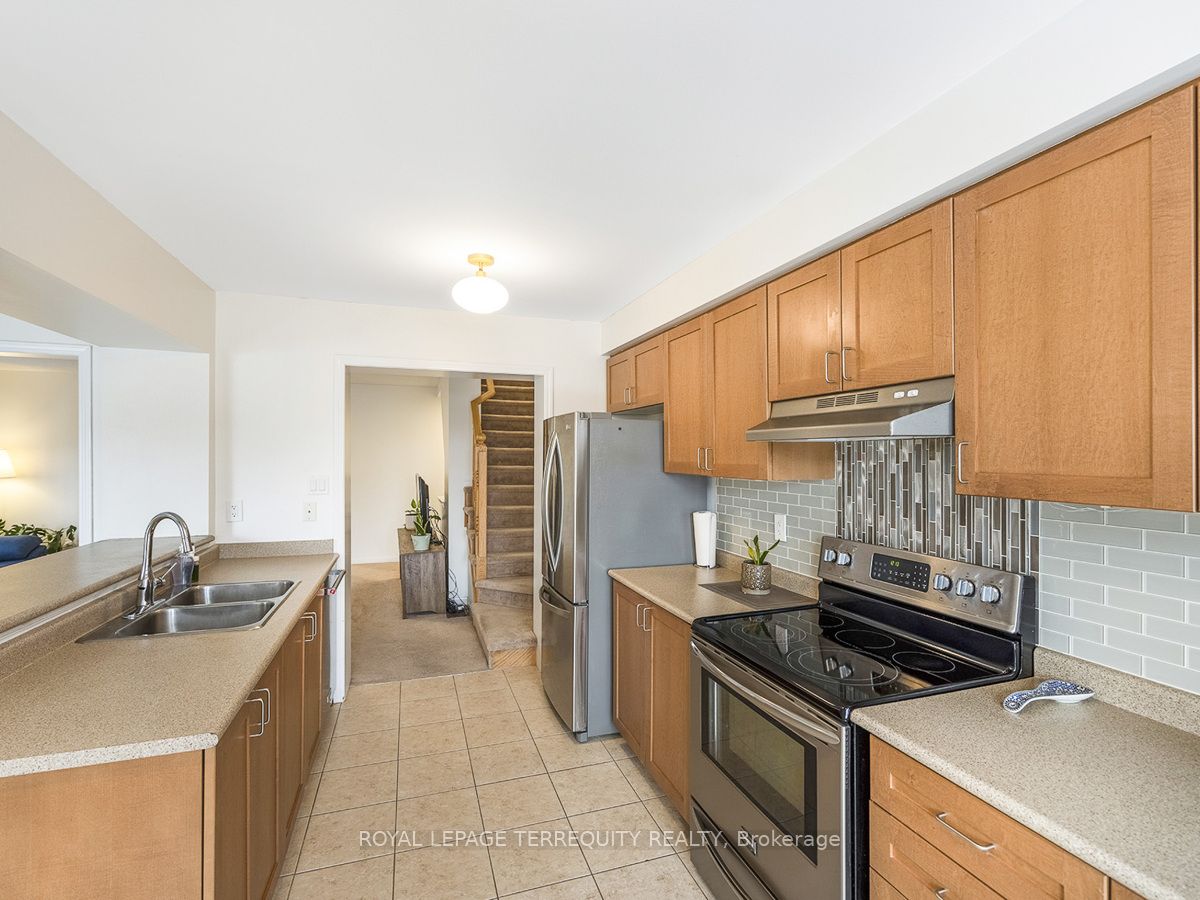 471 Dalhousie Gate Property Photo 12