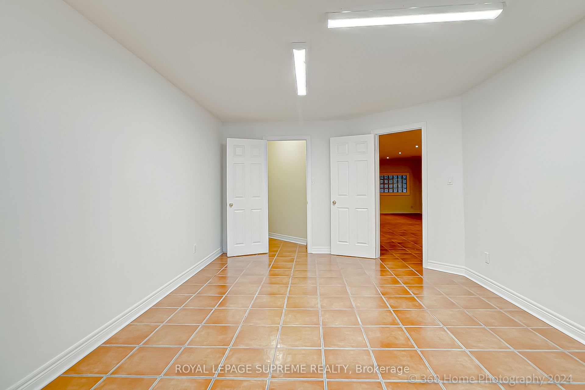 #14 - 1444 Dupont Street Property Photo 7