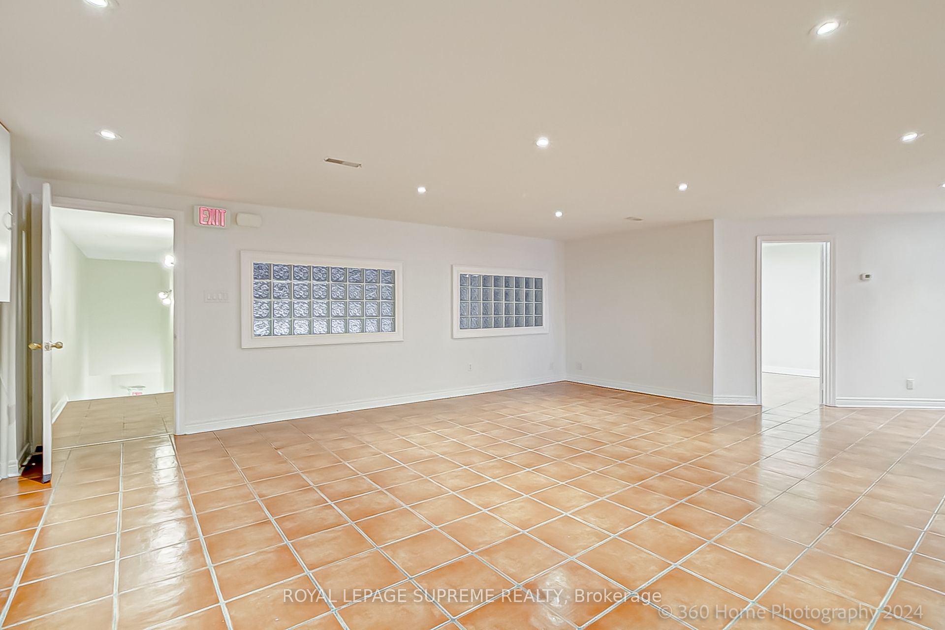 #14 - 1444 Dupont Street Property Photo 11