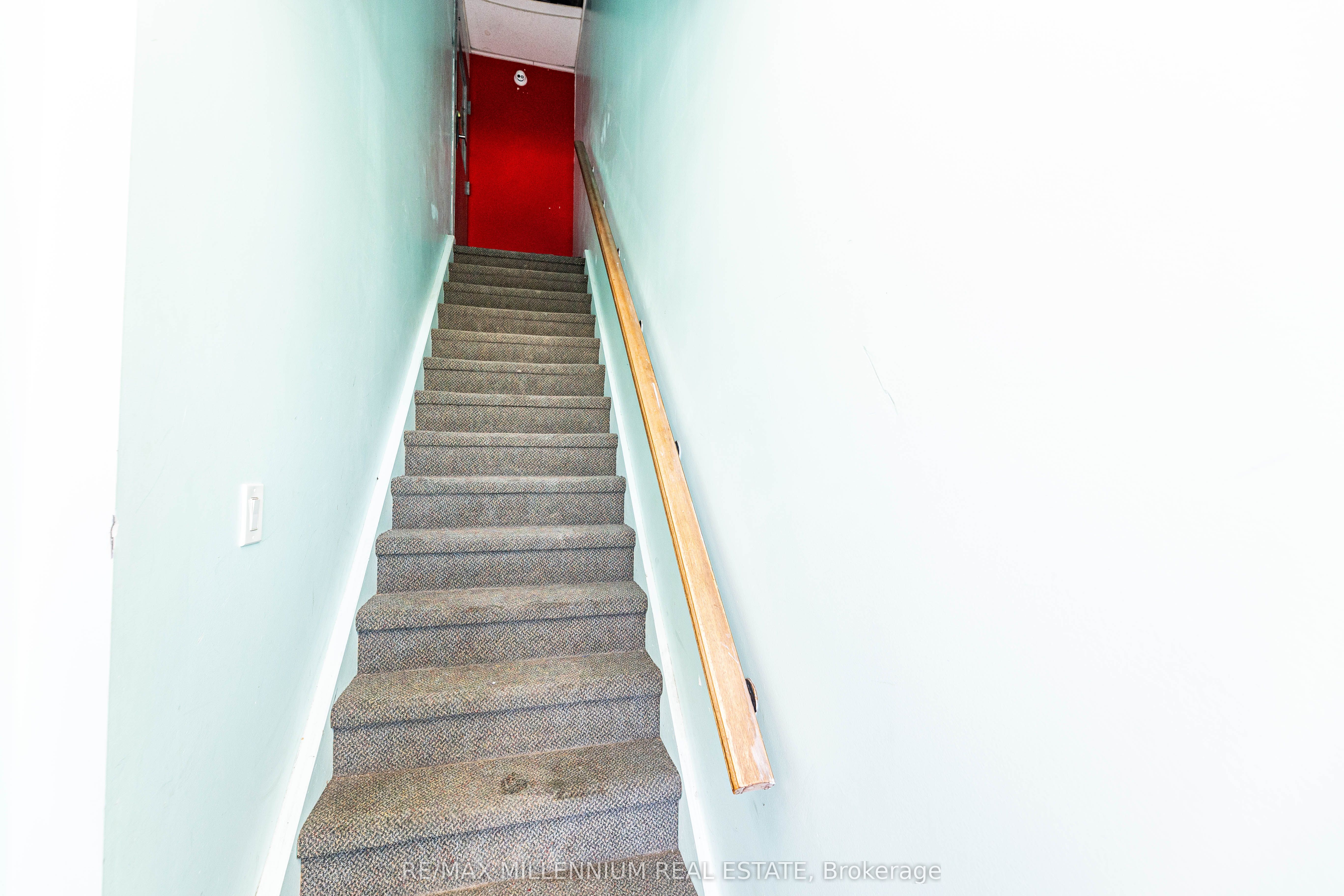 #59 - 750 Oakdale ( 2nd Floor ) Road Property Photo 4