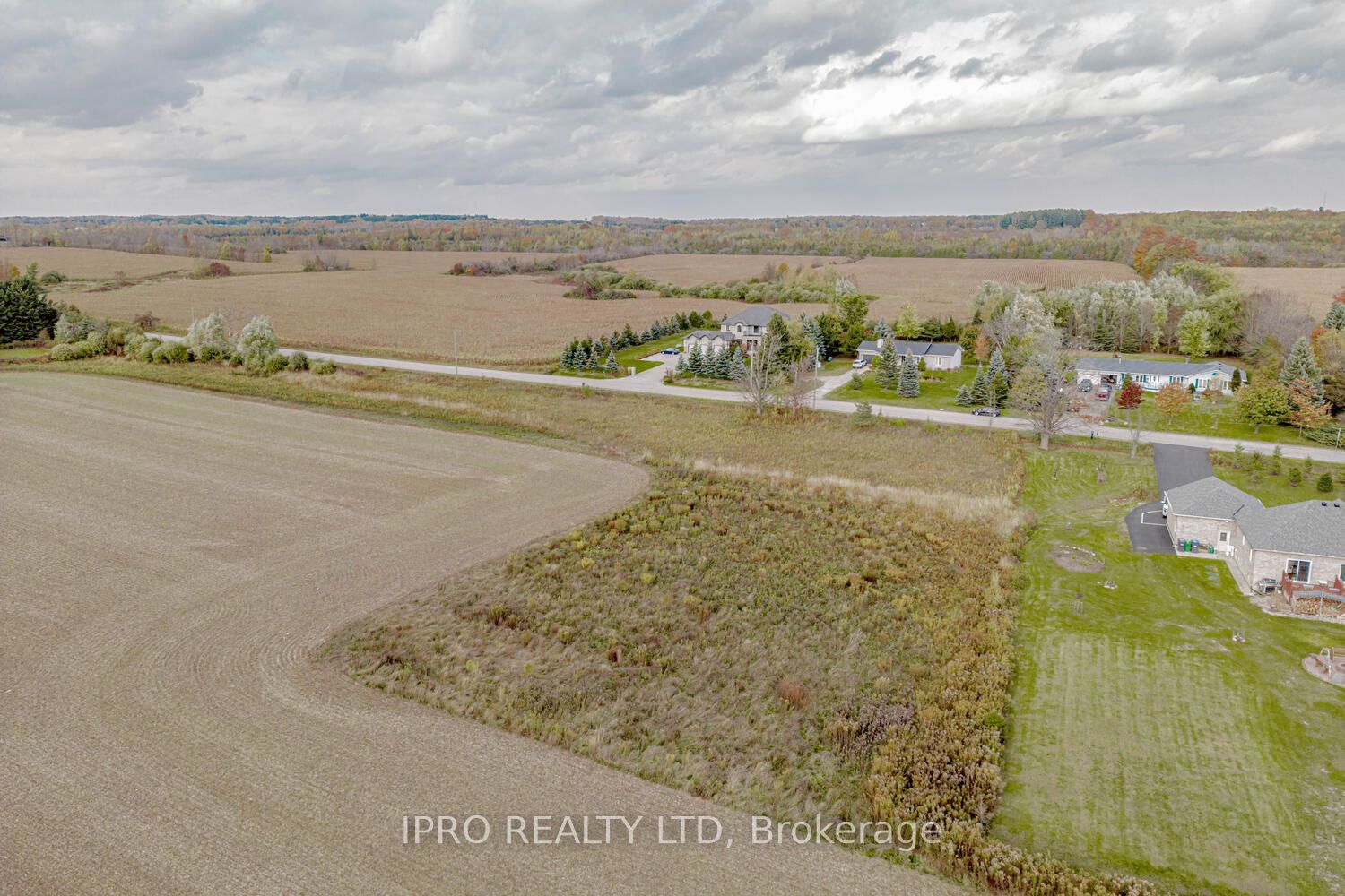 18888 Kennedy Road Property Photo 14
