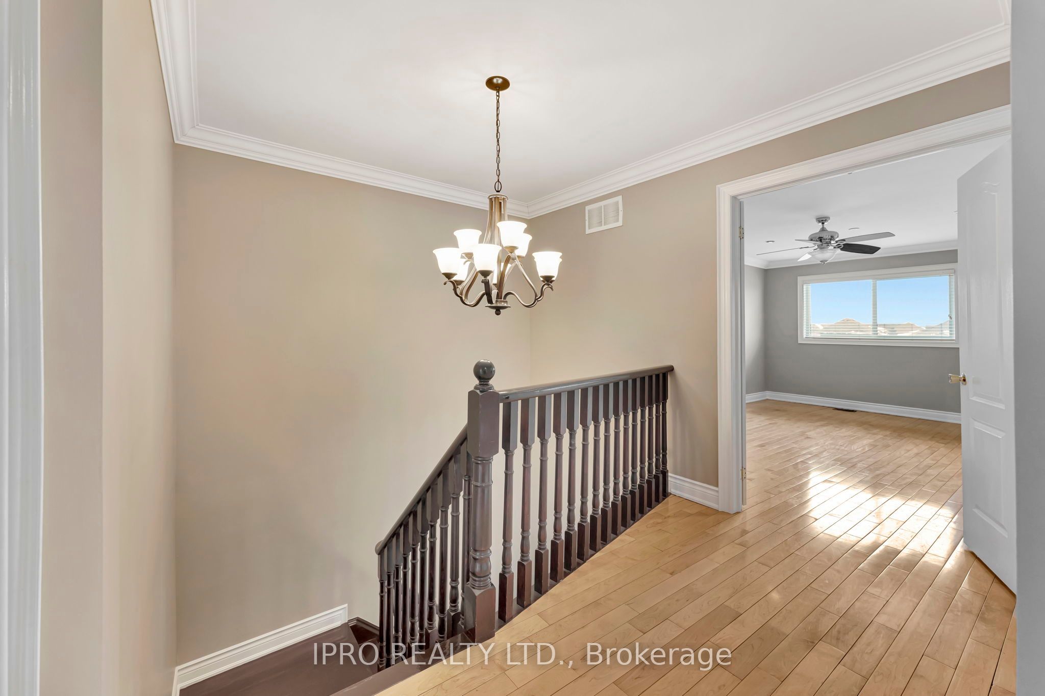 5448 Churchill Meadows Boulevard Property Photo 14
