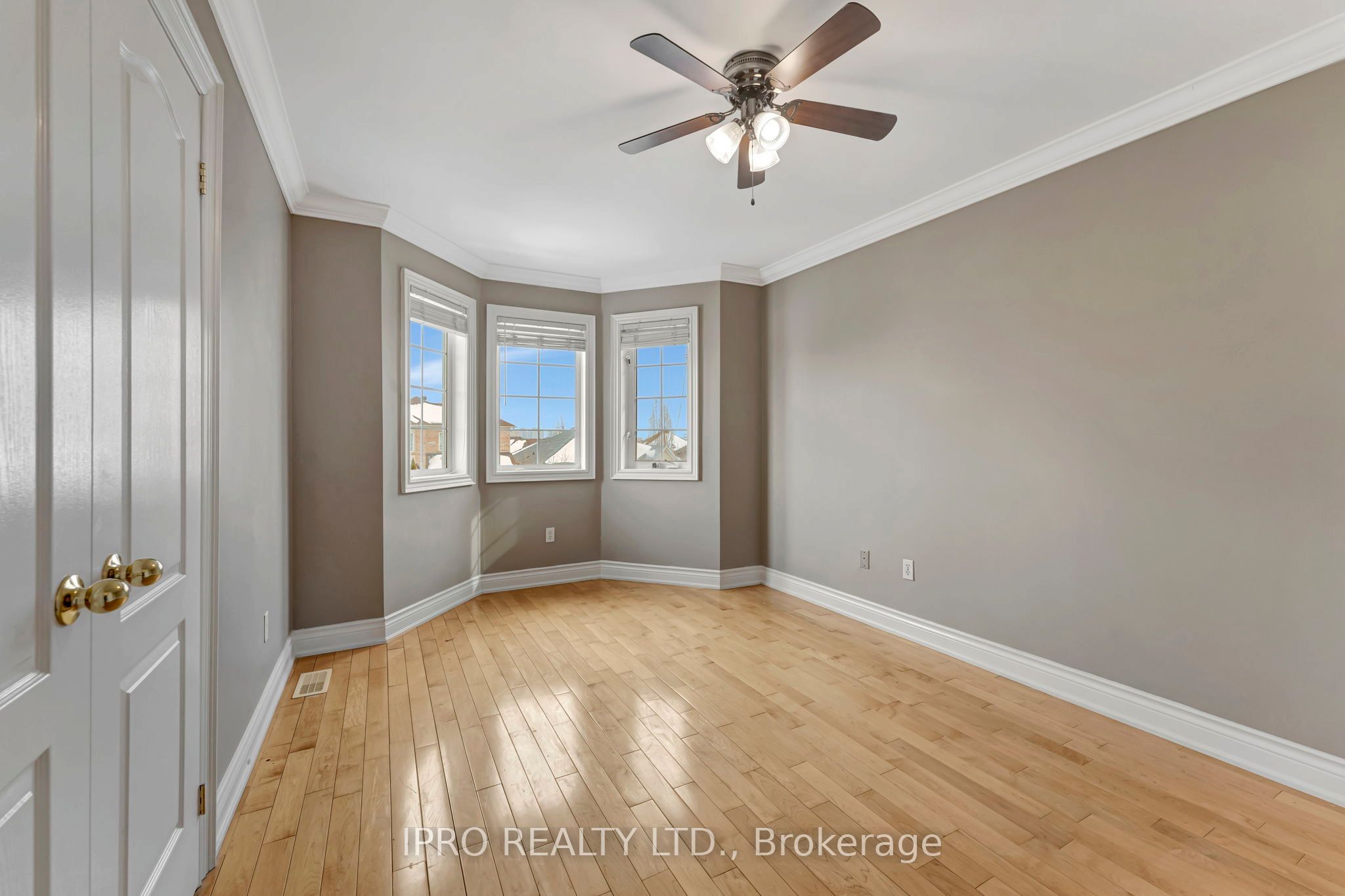 5448 Churchill Meadows Boulevard Property Photo 20