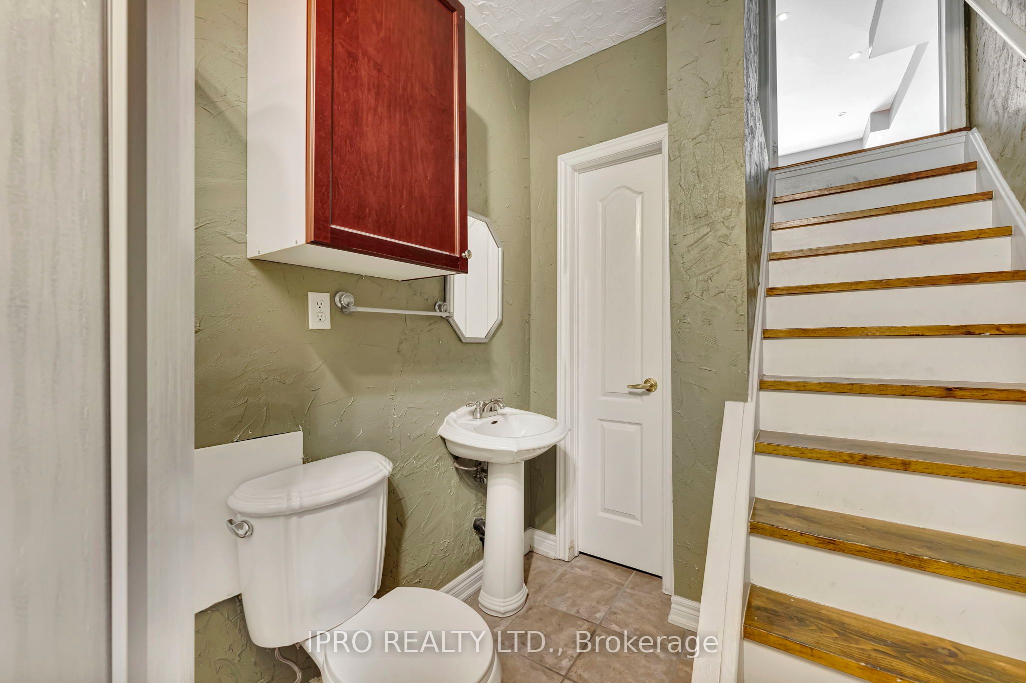 5448 Churchill Meadows Boulevard Property Photo 26