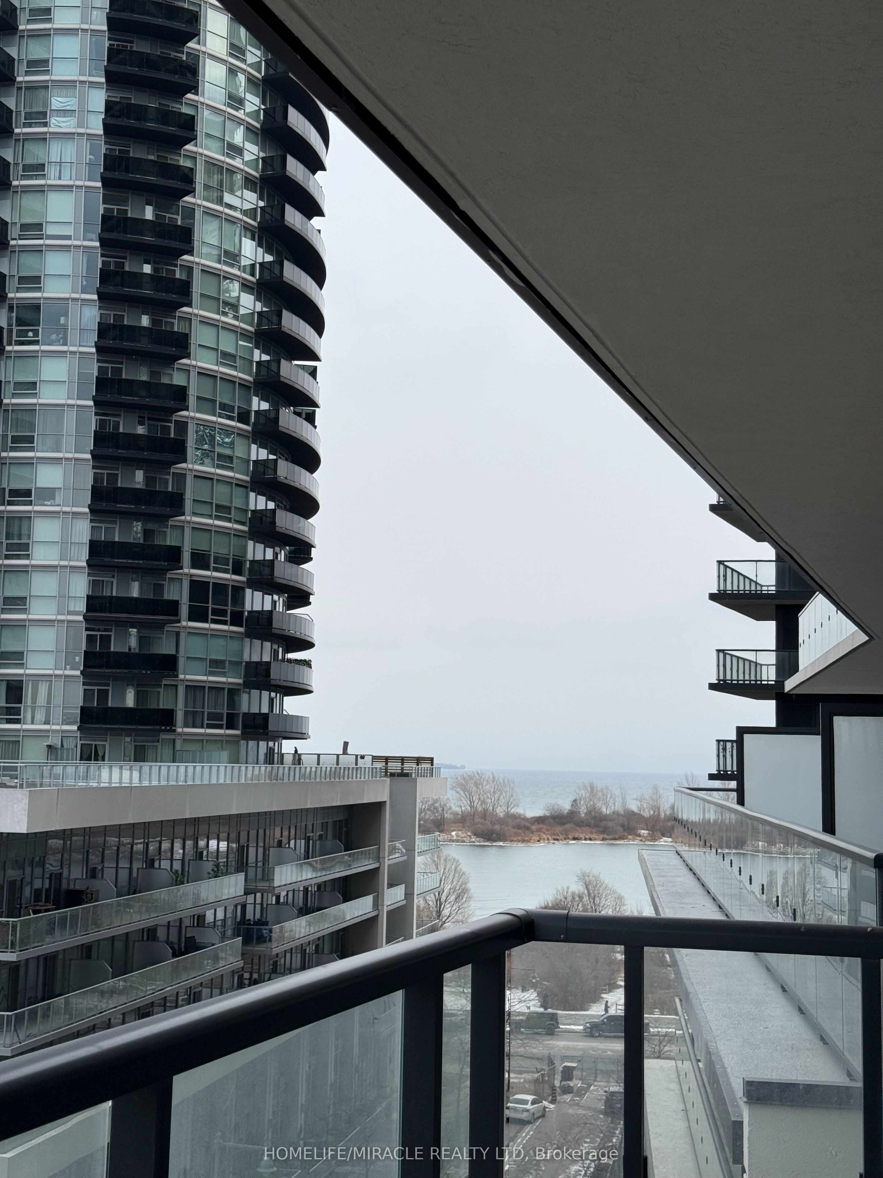 #611 - 38 Annie Craig Drive Property Photo 1