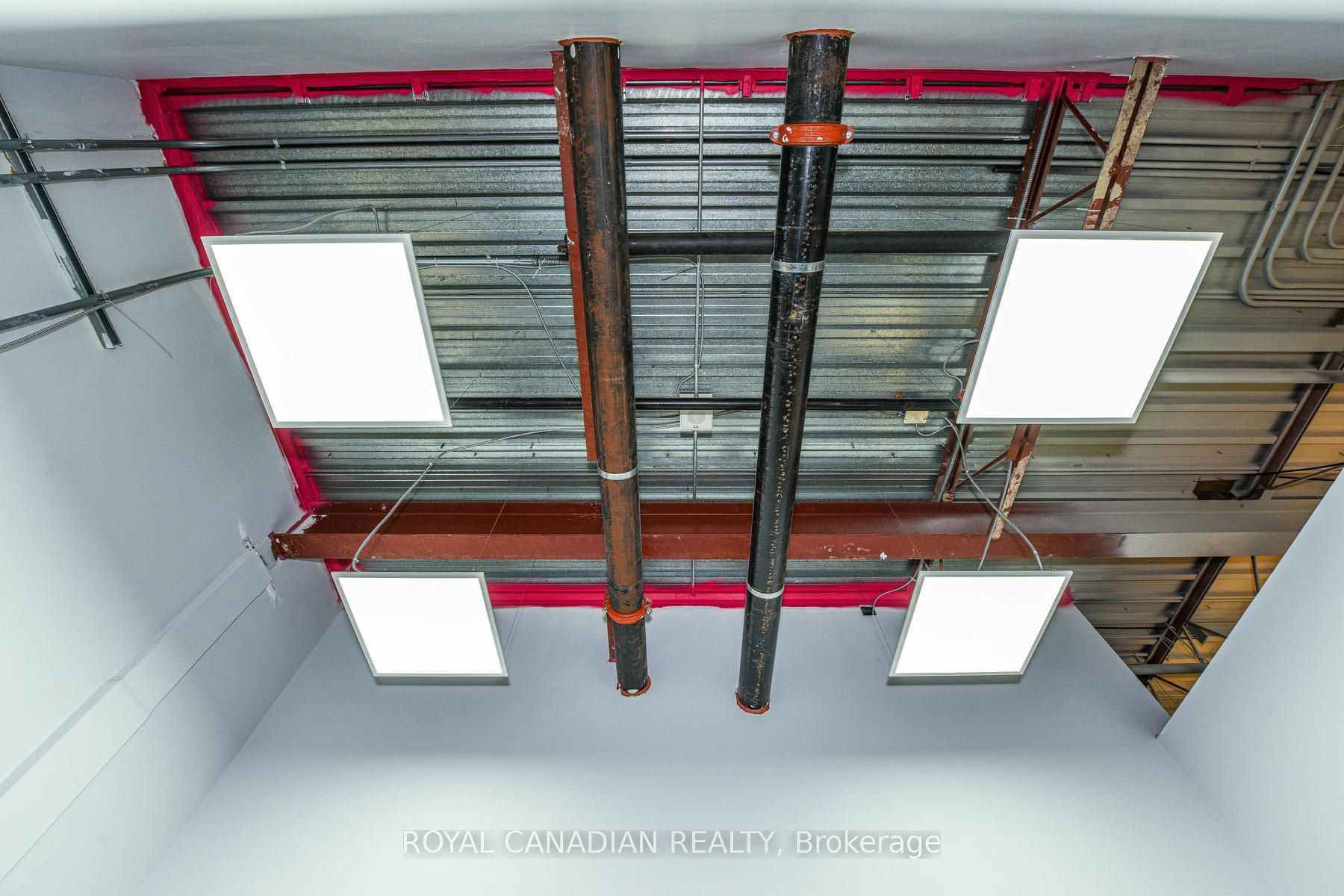 #1e55 - 7215 Goreway Drive Property Photo 12
