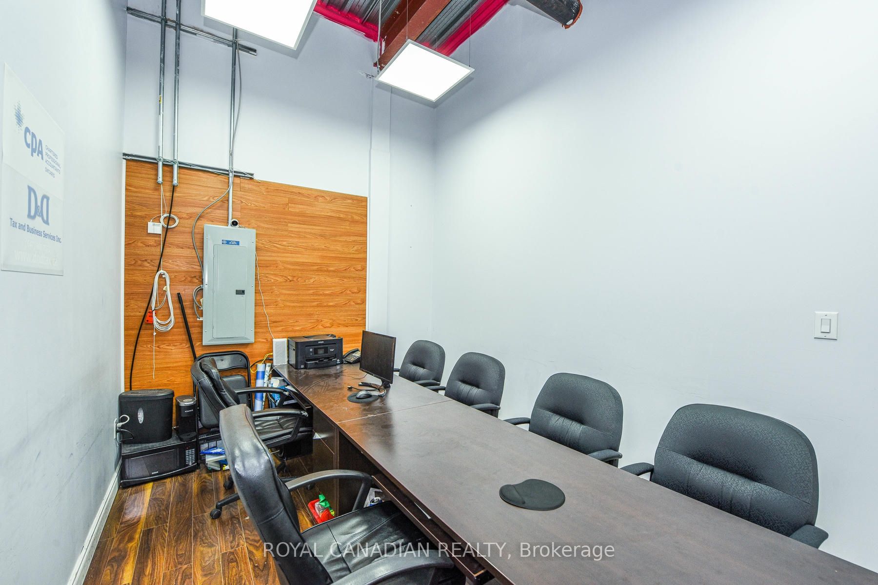#1e55 - 7215 Goreway Drive Property Photo 15