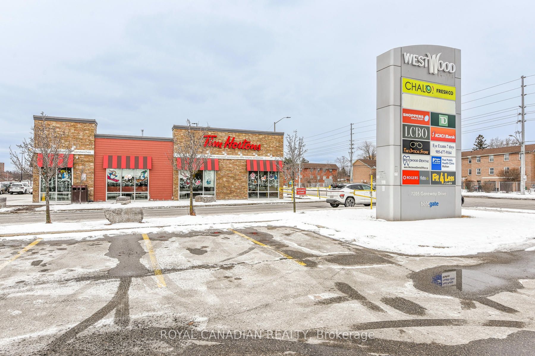 #1e55 - 7215 Goreway Drive Property Photo 16