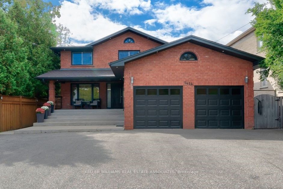 1414 Cawthra Rd Property Photo