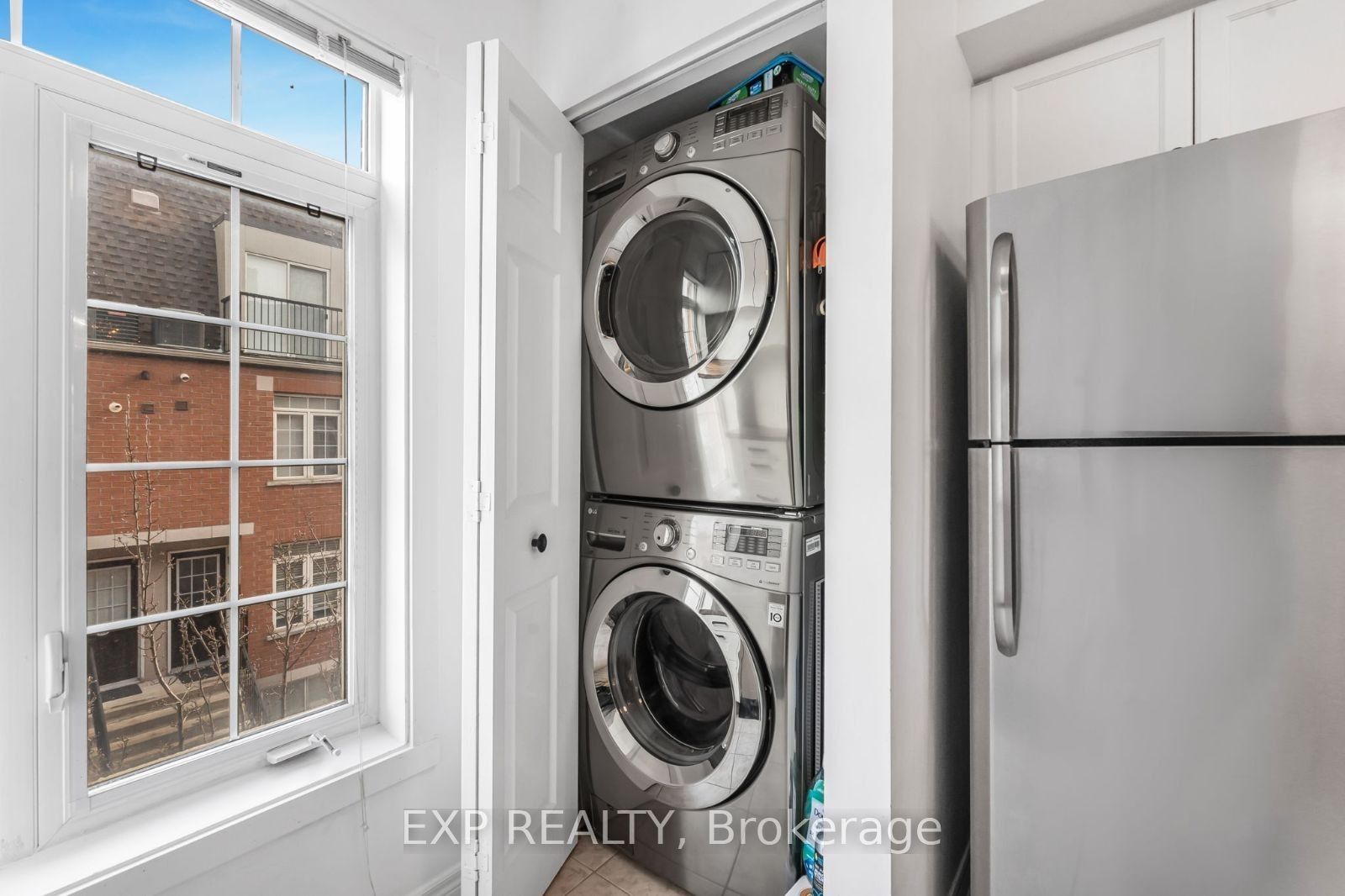 #215 - 870 Jane Street Property Photo 14