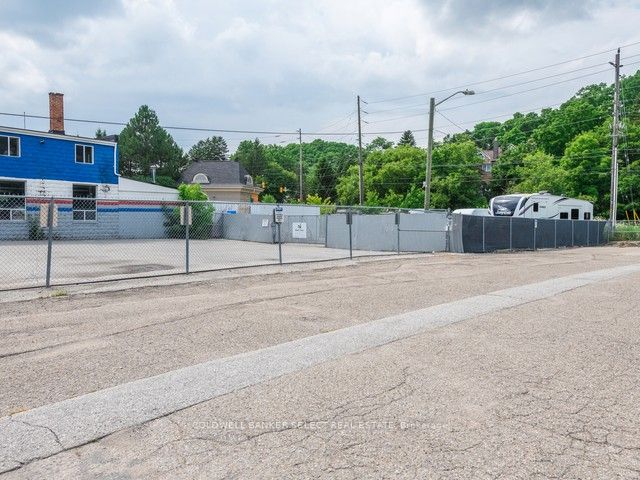 #main Fl - 23 Mill Street Property Photo 4