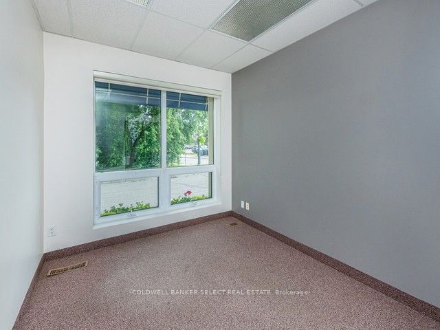 #main Fl - 23 Mill Street Property Photo 27