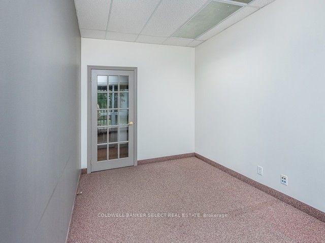 #main Fl - 23 Mill Street Property Photo 29