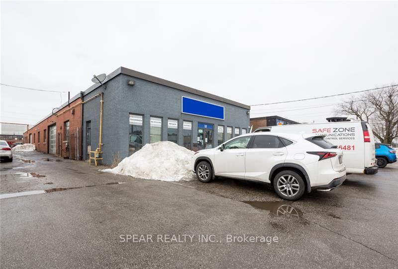 #1 - 32 Jutland Road Property Photo 1