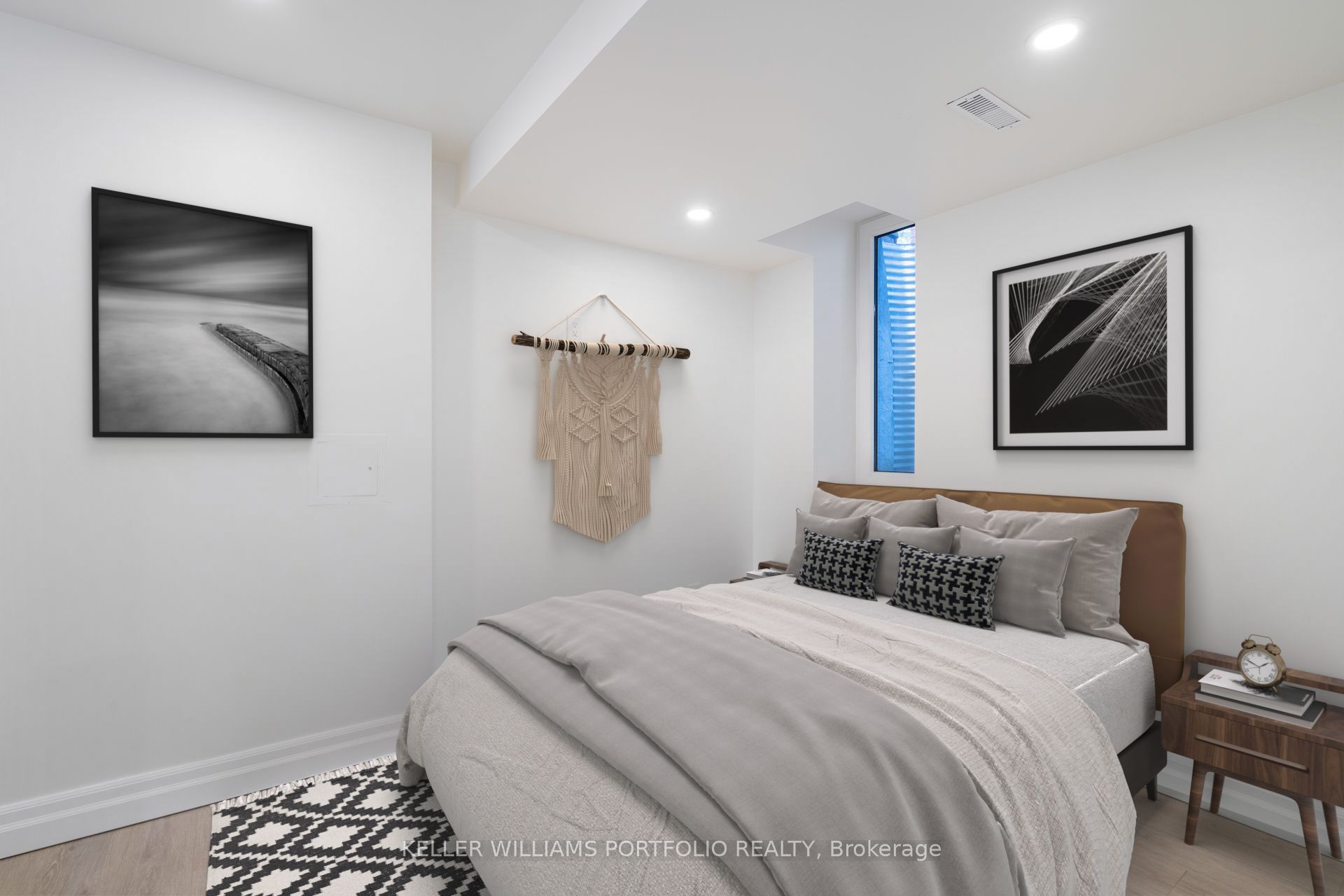 #lower - 575 Clendenan Avenue Property Photo 11