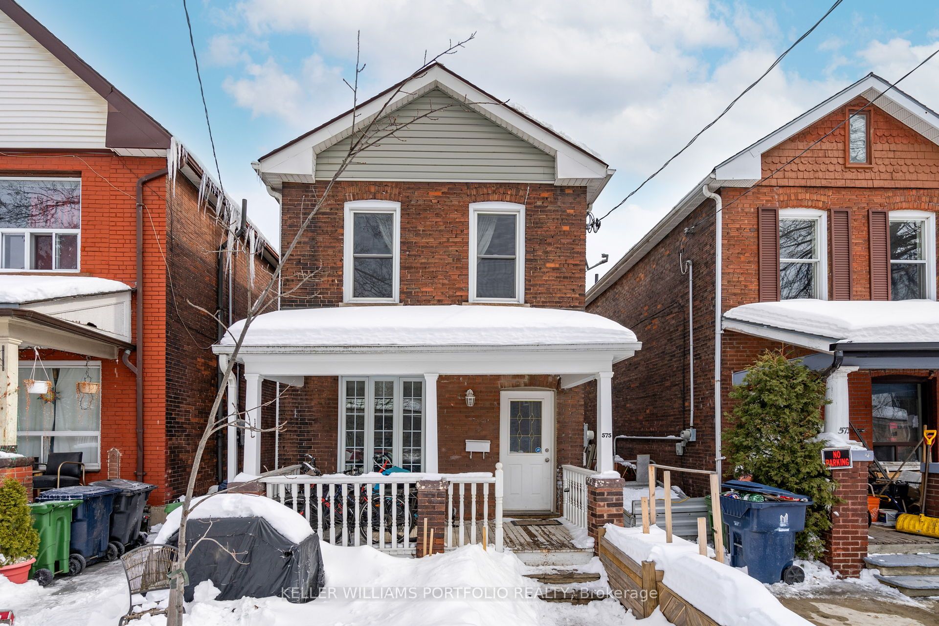 #lower - 575 Clendenan Avenue Property Photo 14