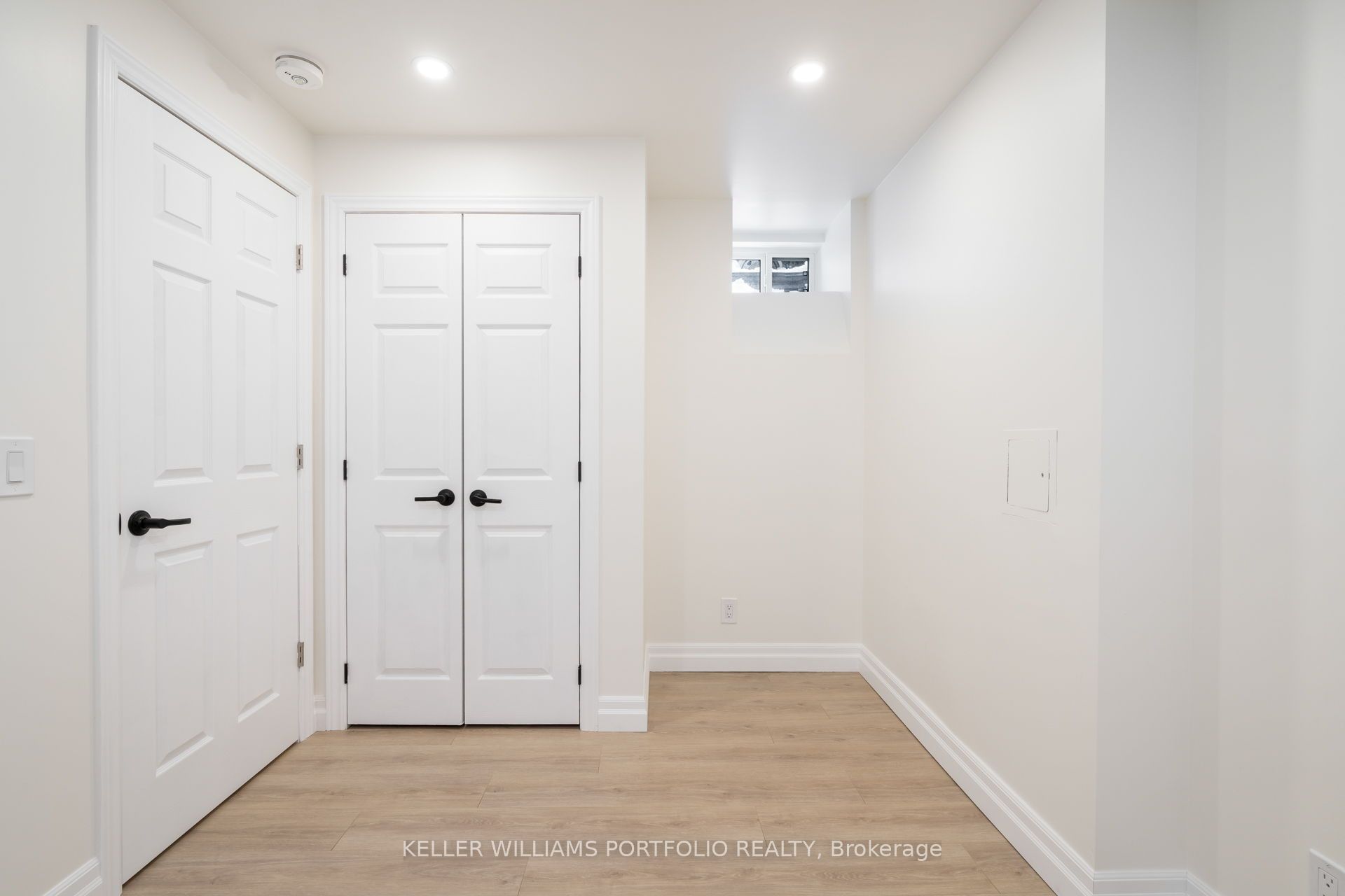 #lower - 575 Clendenan Avenue Property Photo 33