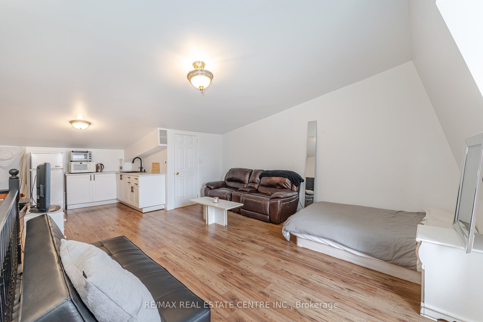 133 Broadway Property Photo 30