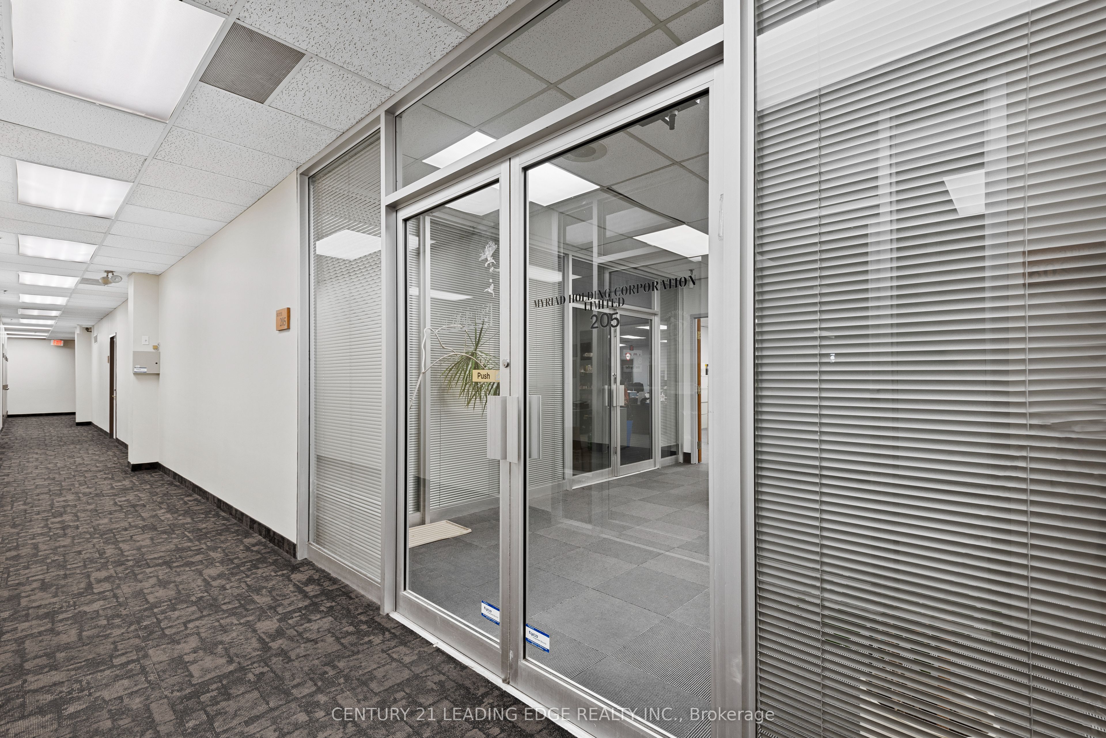 #205 - 125 Norfinch Drive Property Photo 10