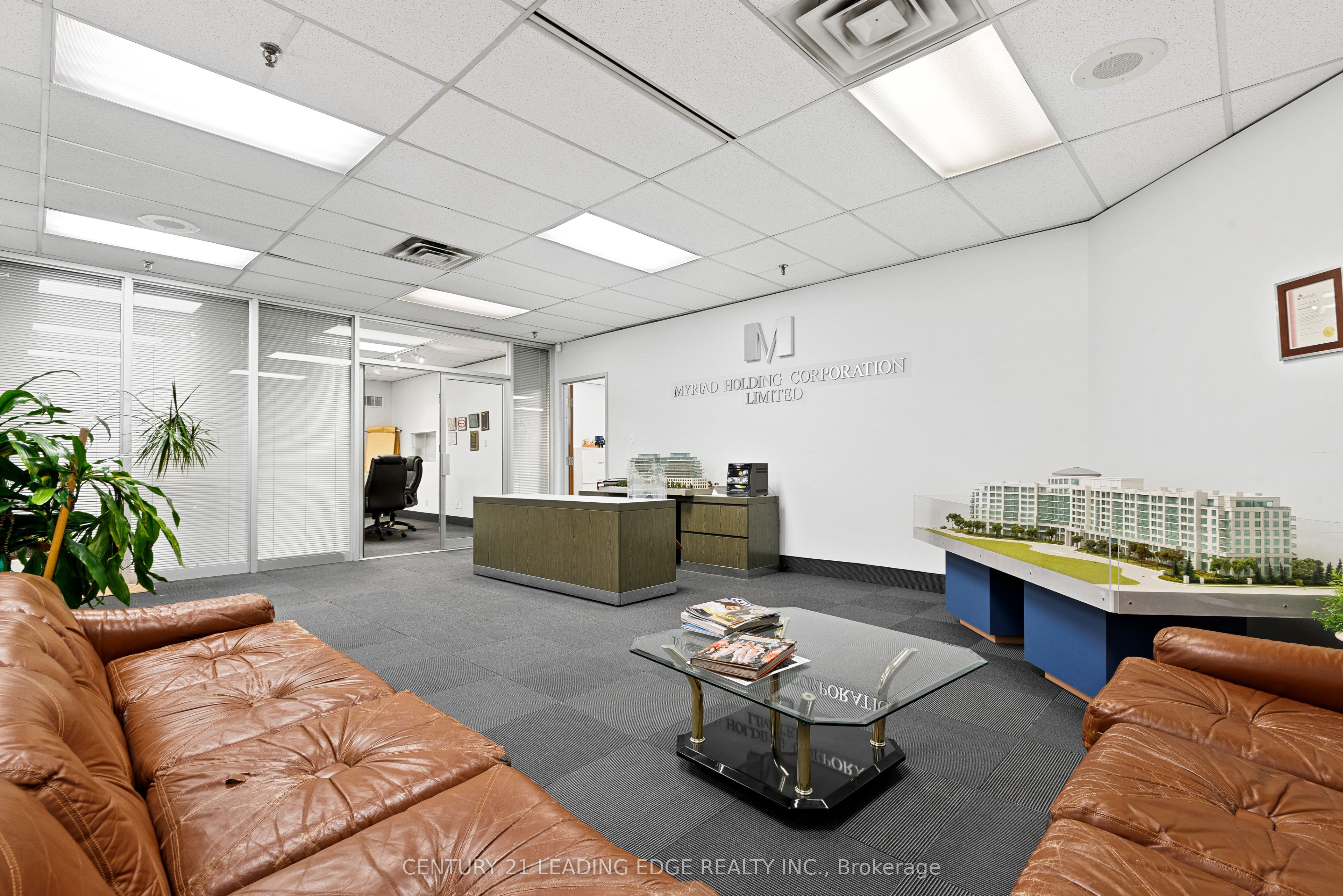 #205 - 125 Norfinch Drive Property Photo 13