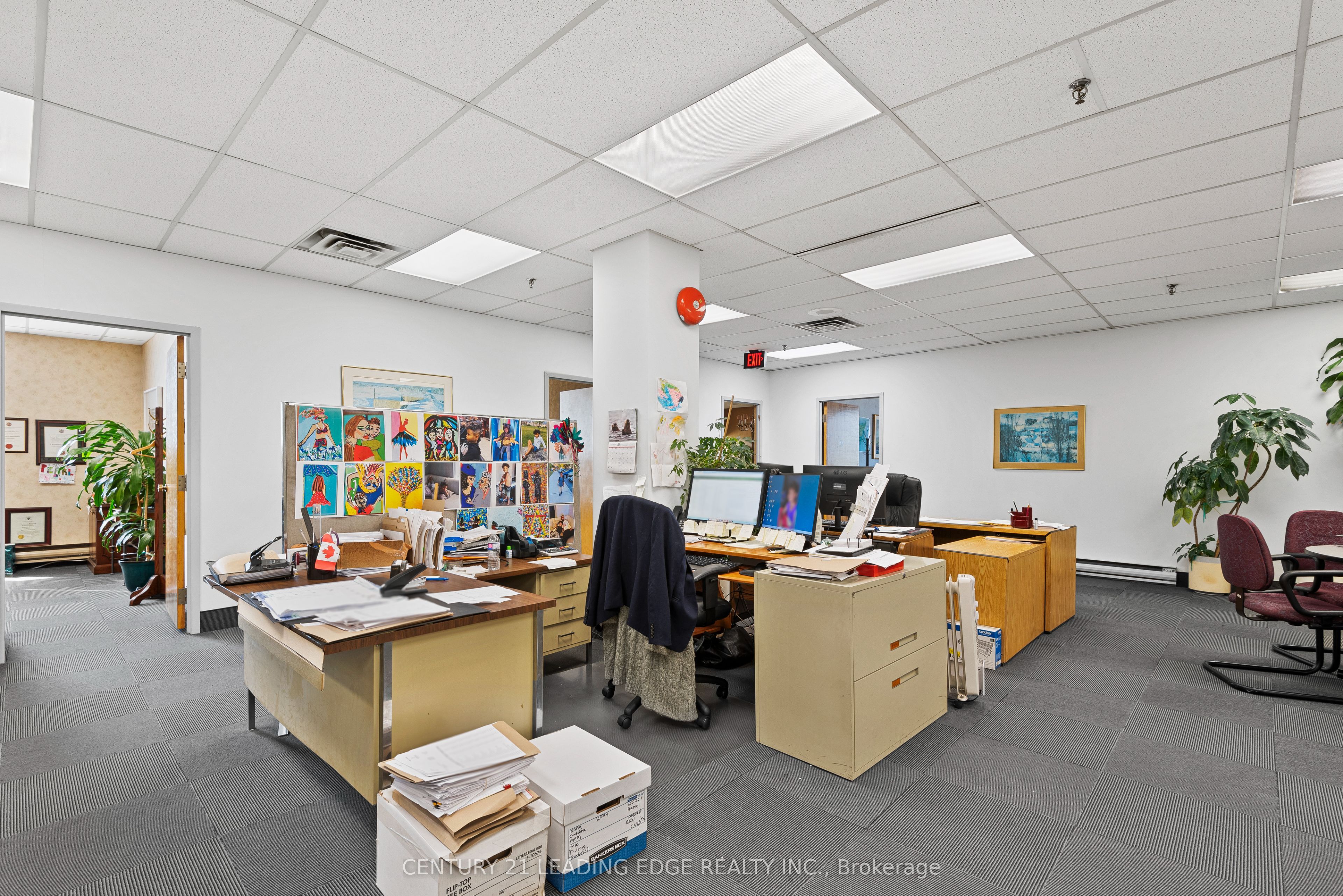 #205 - 125 Norfinch Drive Property Photo 17