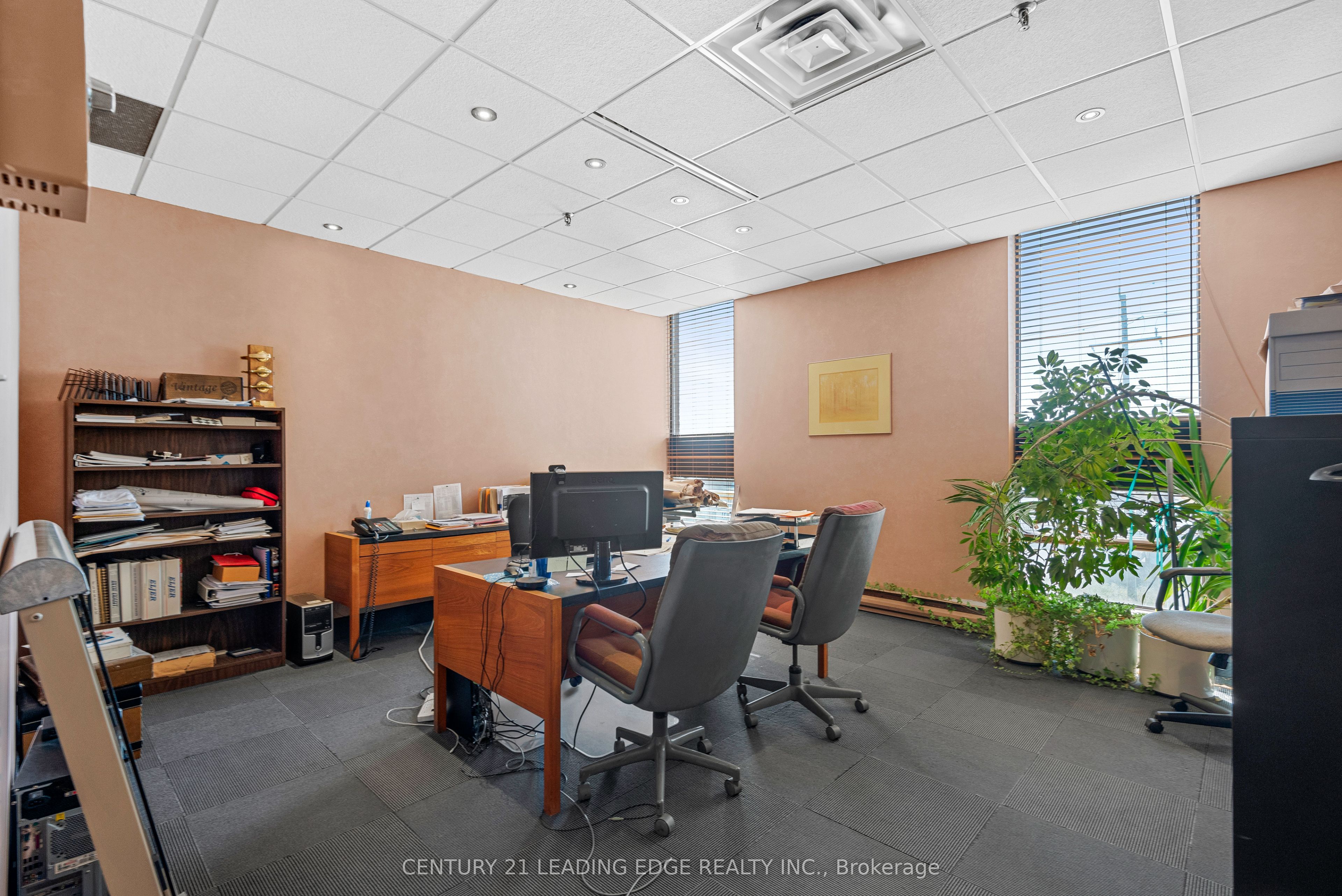#205 - 125 Norfinch Drive Property Photo 30