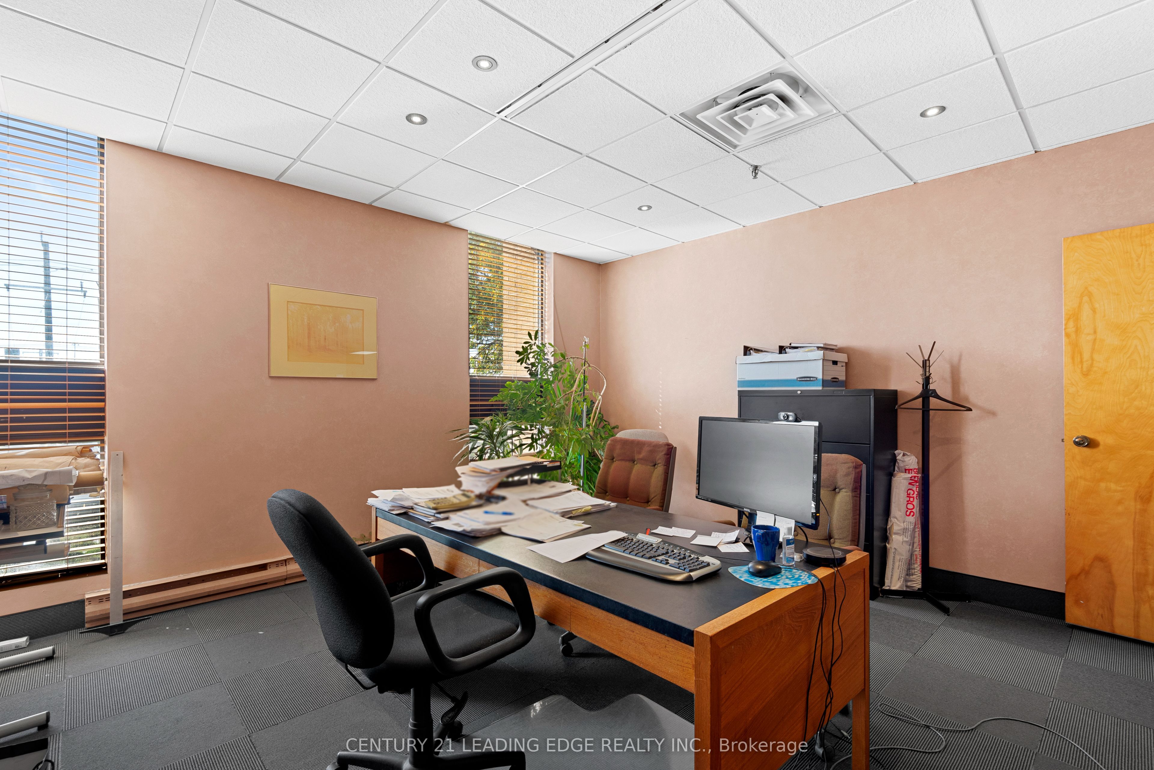 #205 - 125 Norfinch Drive Property Photo 31