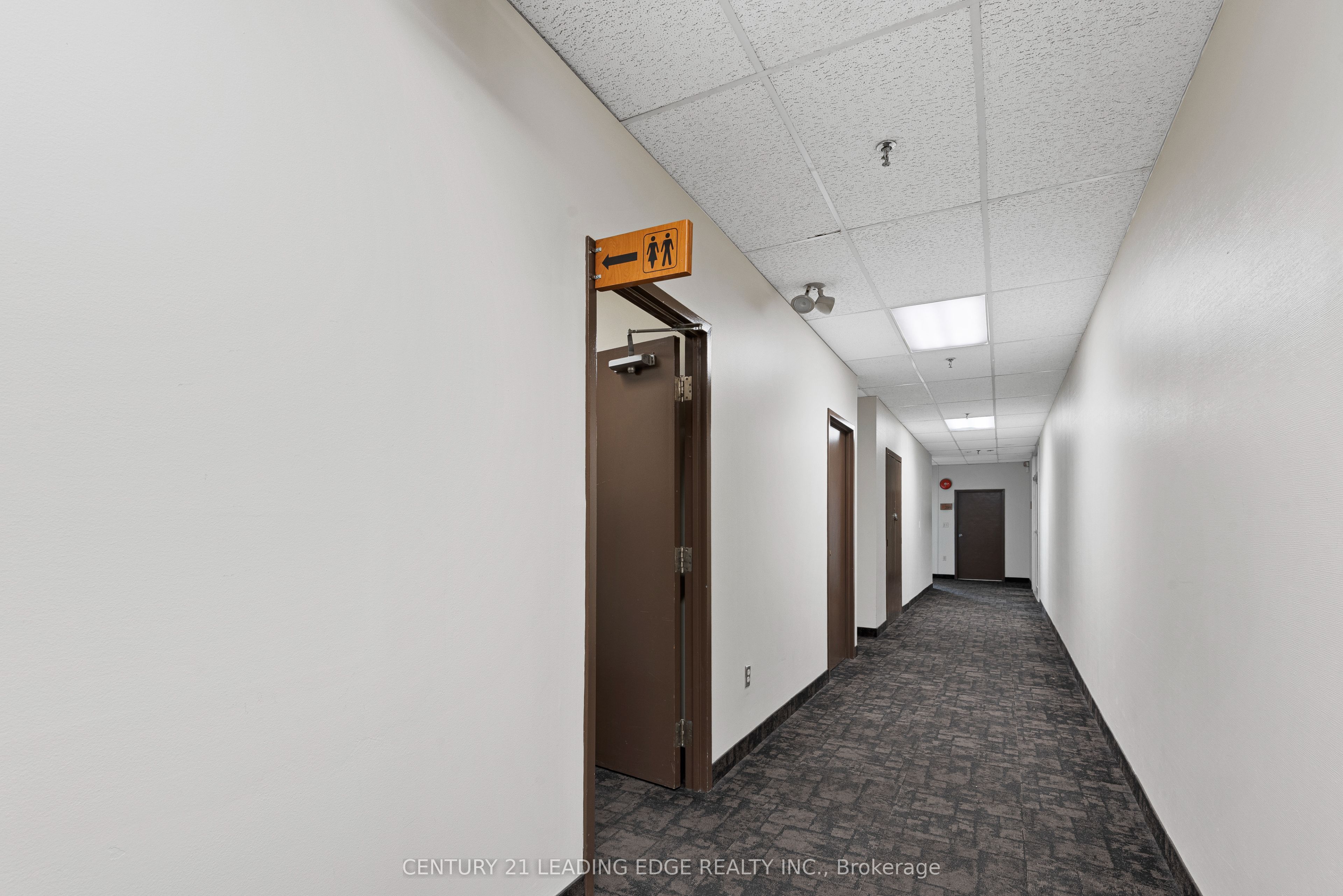 #205 - 125 Norfinch Drive Property Photo 39