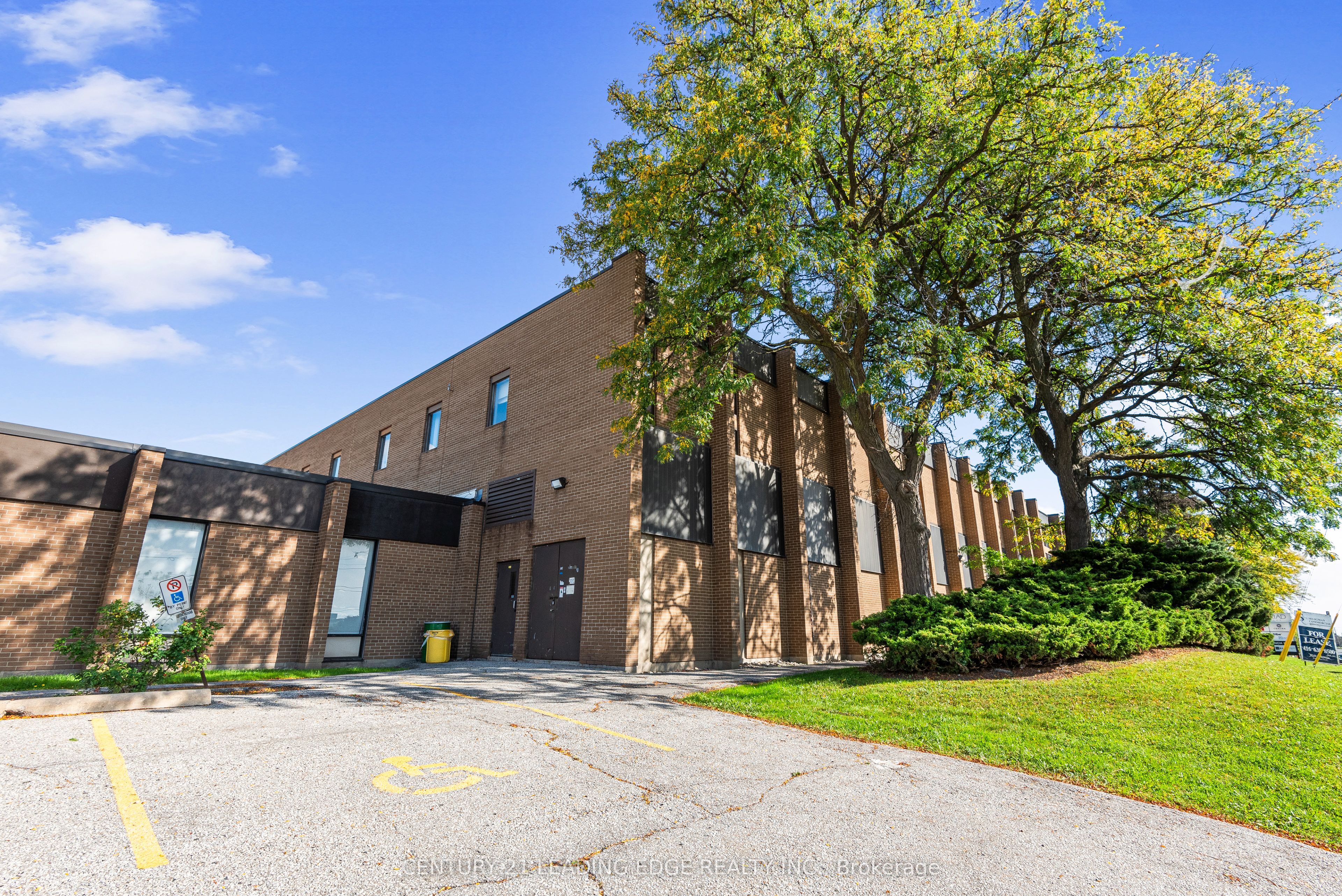 #205 - 125 Norfinch Drive Property Photo 49