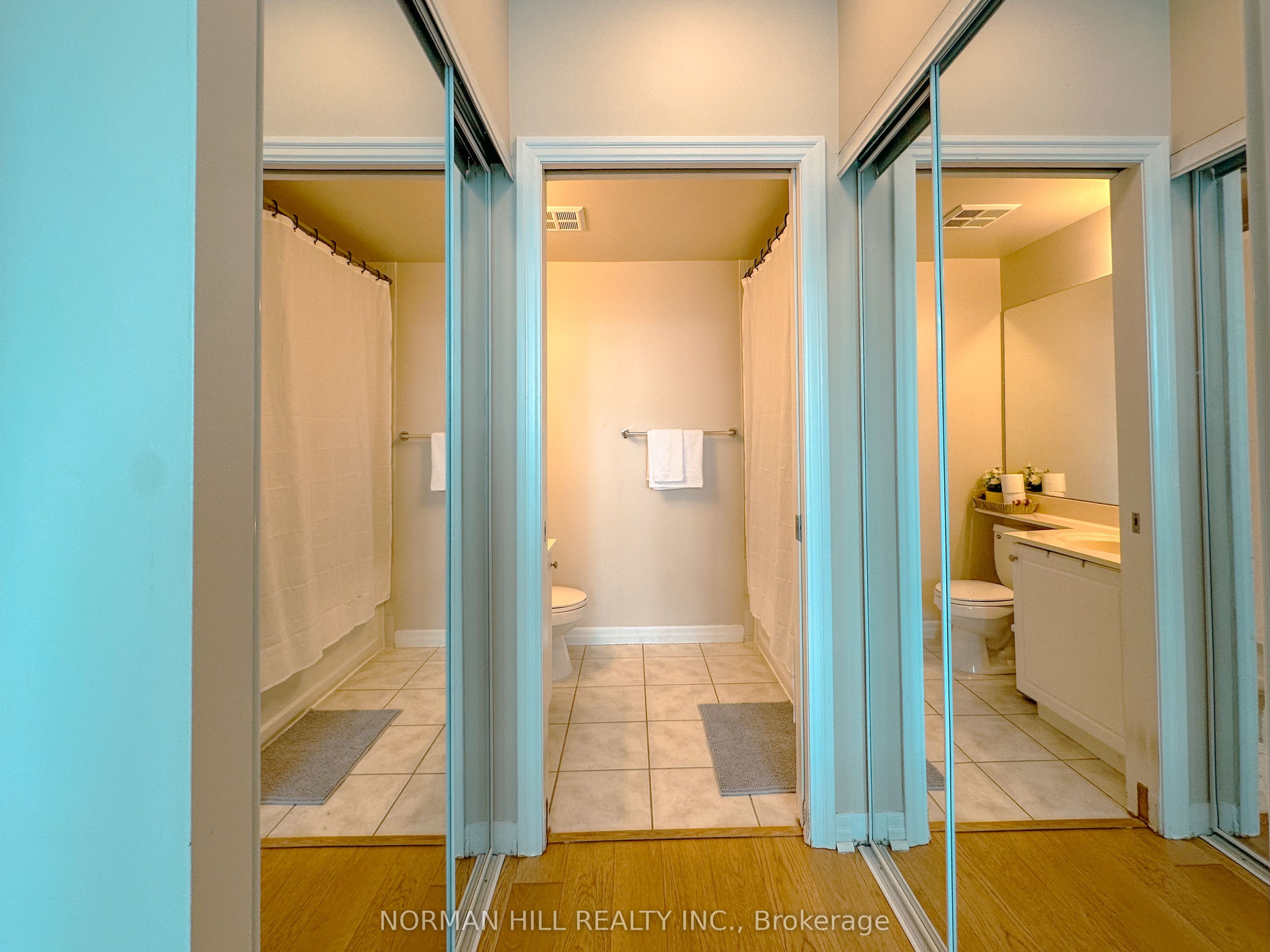 #2410 - 3939 Duke Of York Boulevard Property Photo 24