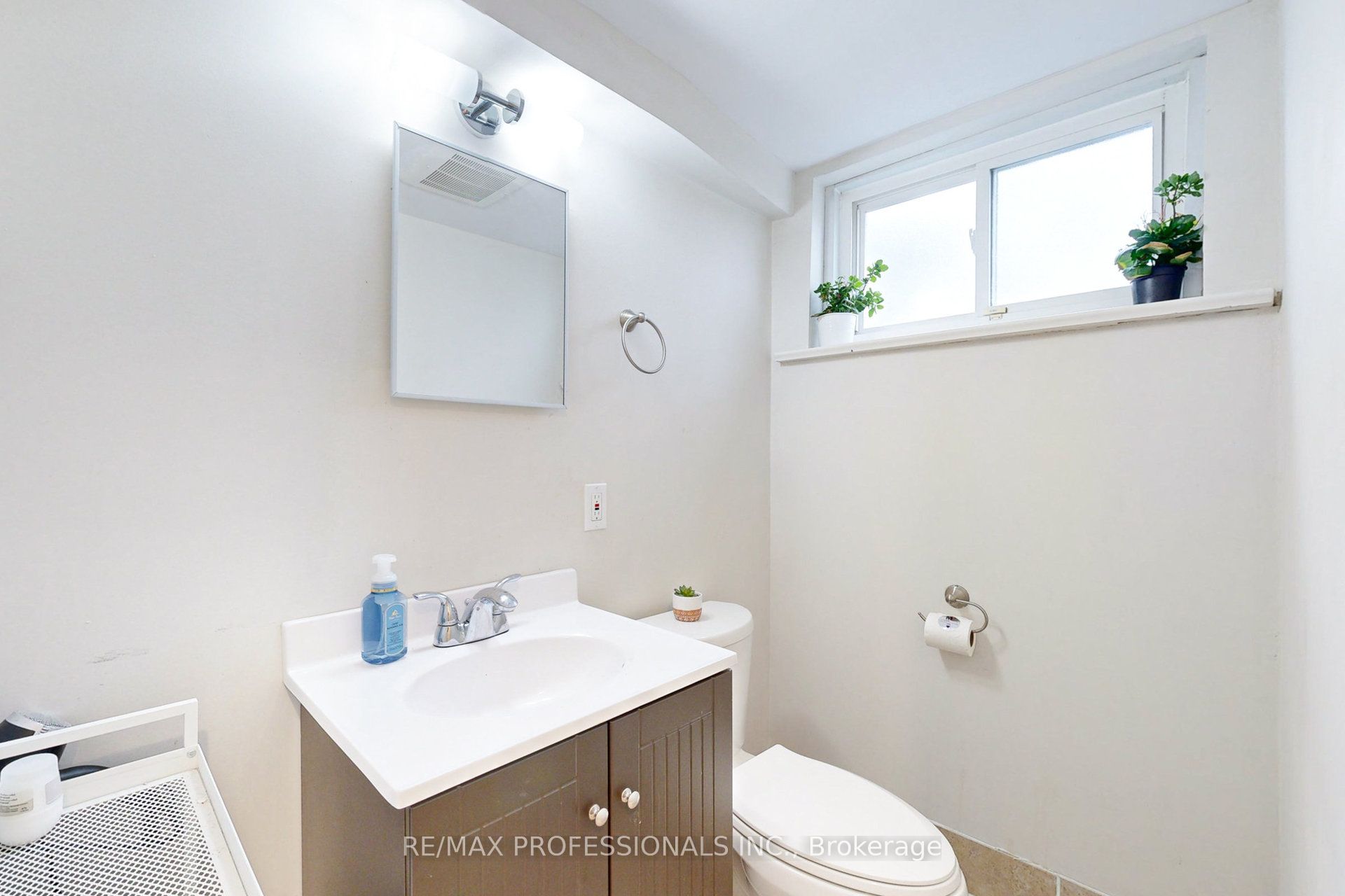 2 Woodpark Road Property Photo 29