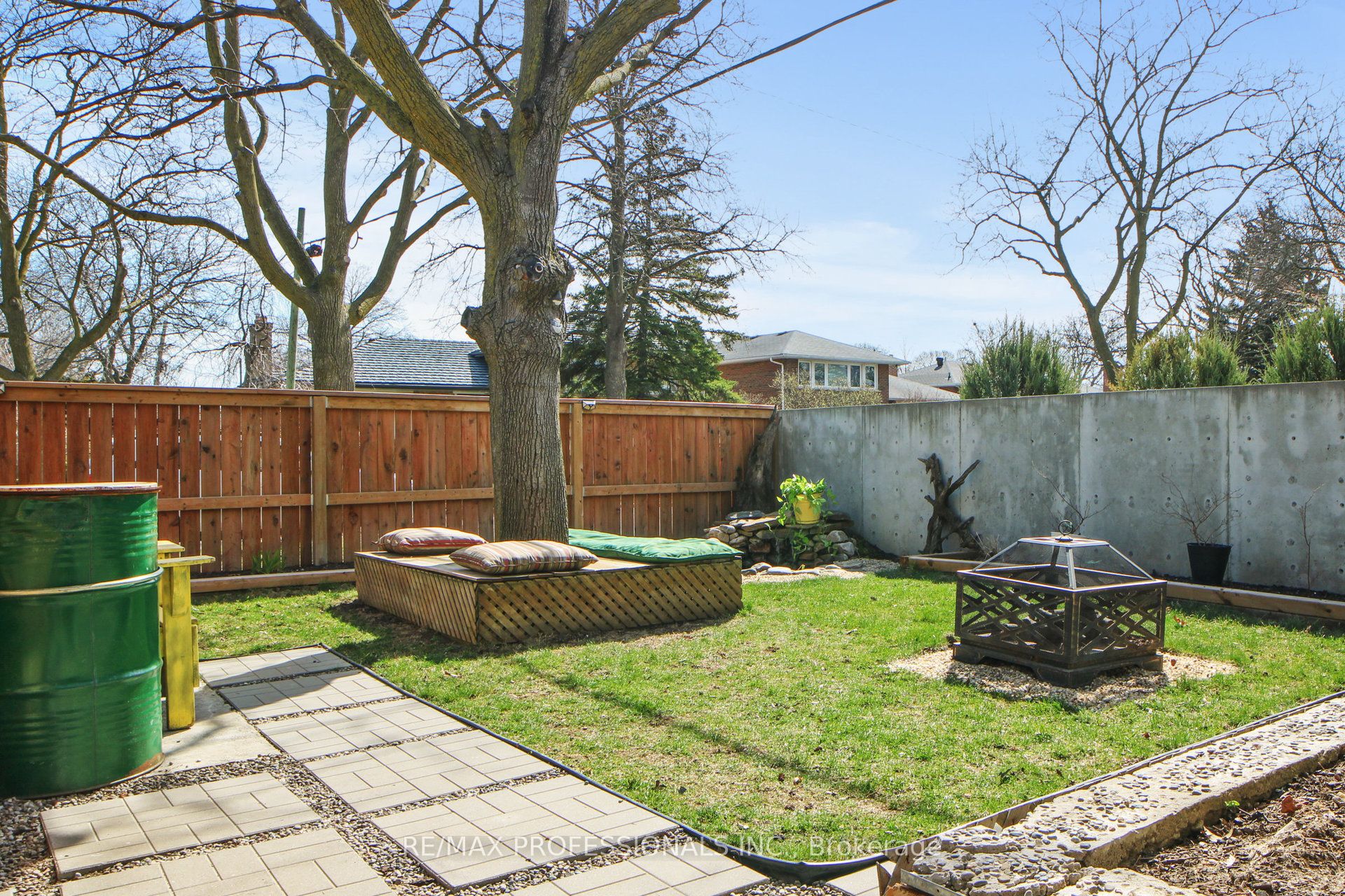 2 Woodpark Road Property Photo 33