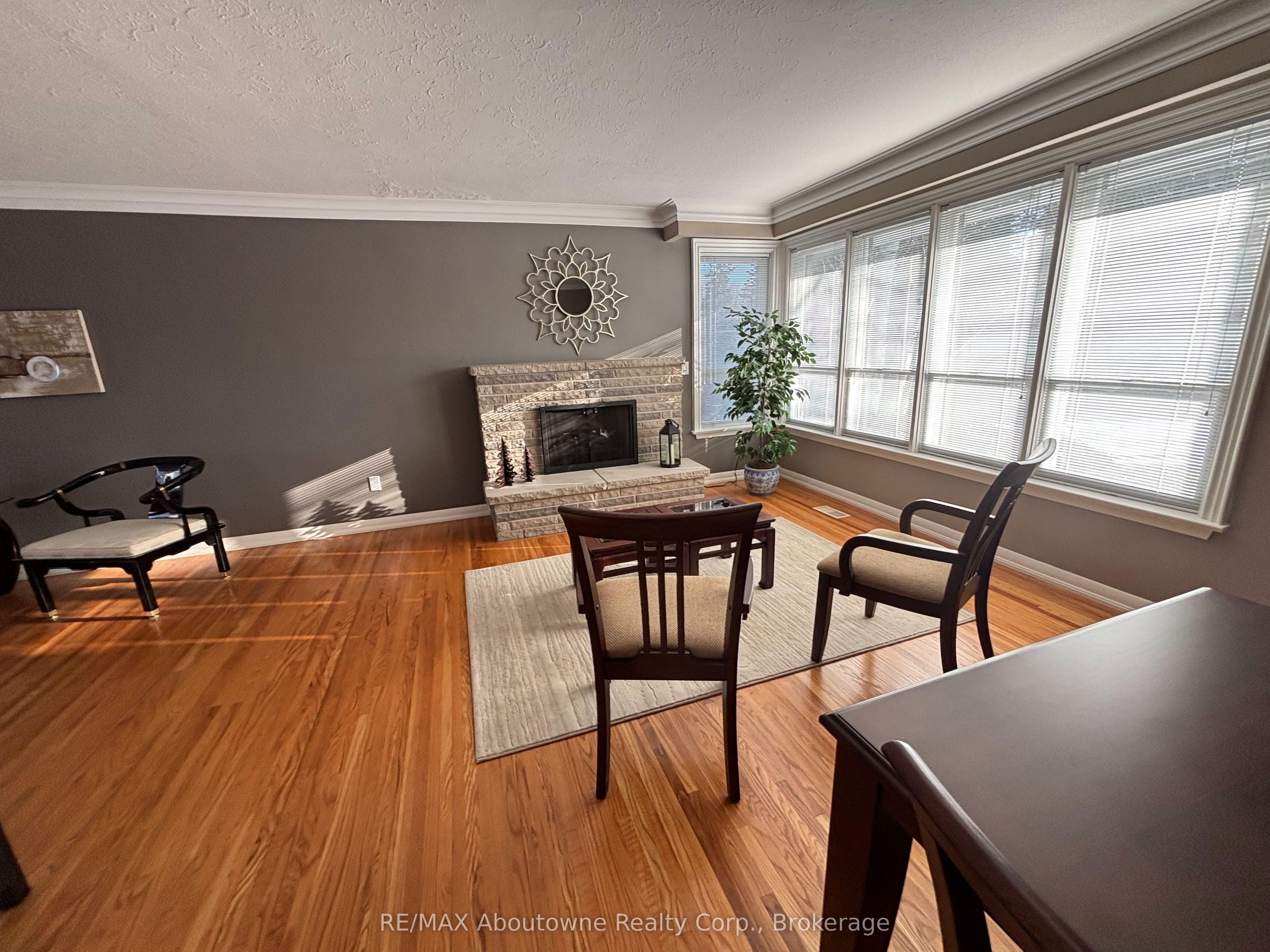 177 Viewbank Crescent Property Photo 11