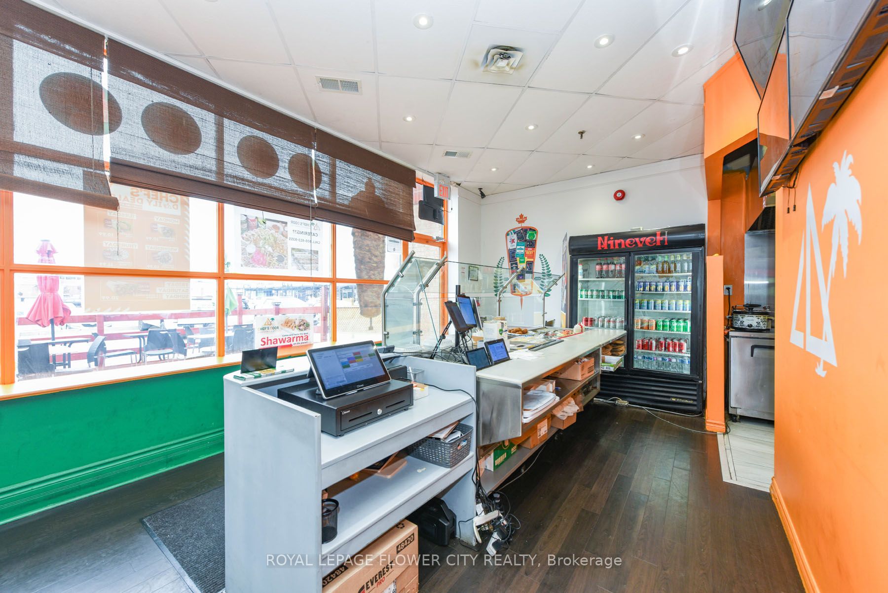 #4 - 17 Queen Street Property Photo 6