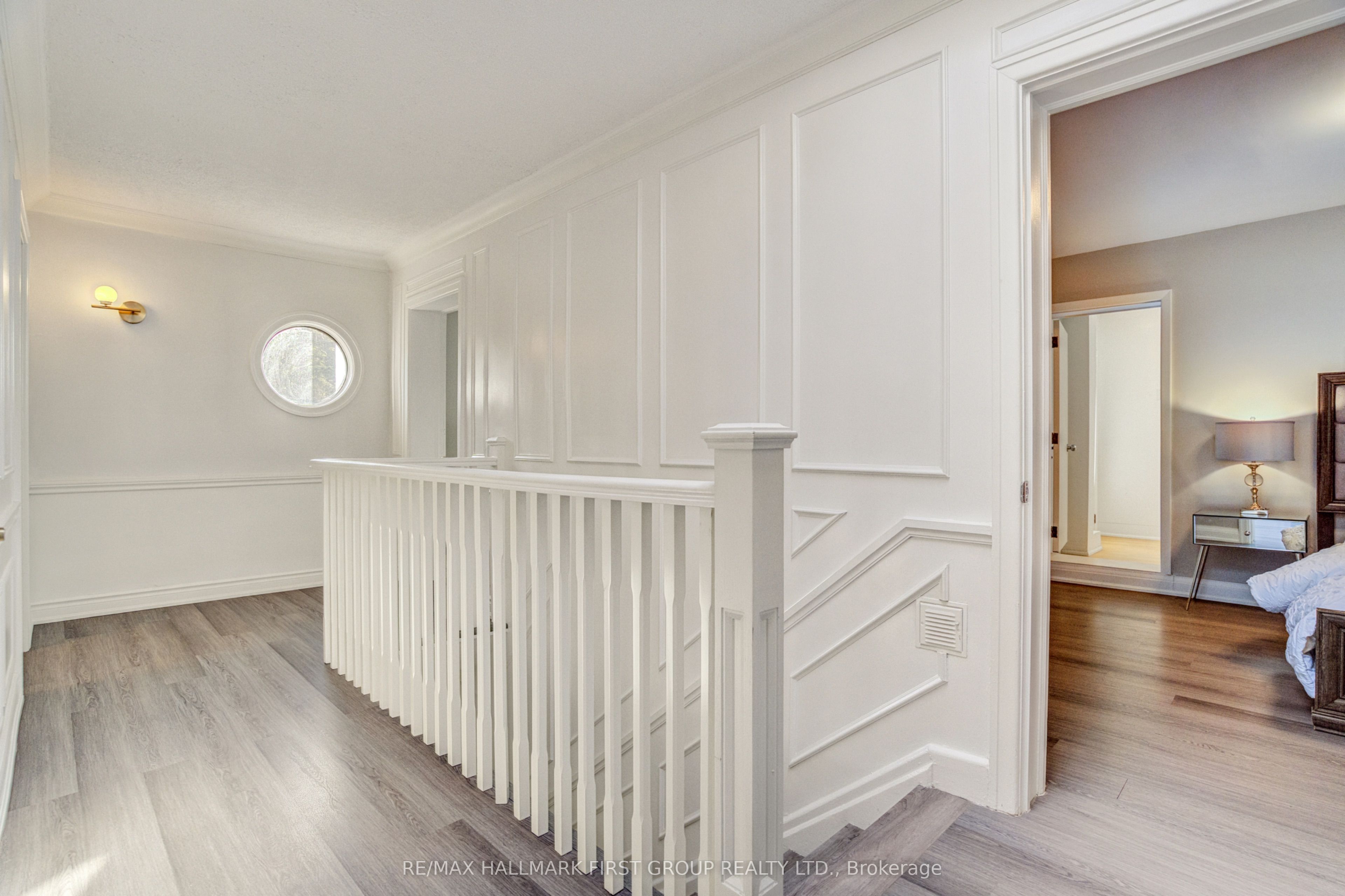 1395 Hurontario Street Property Photo 11