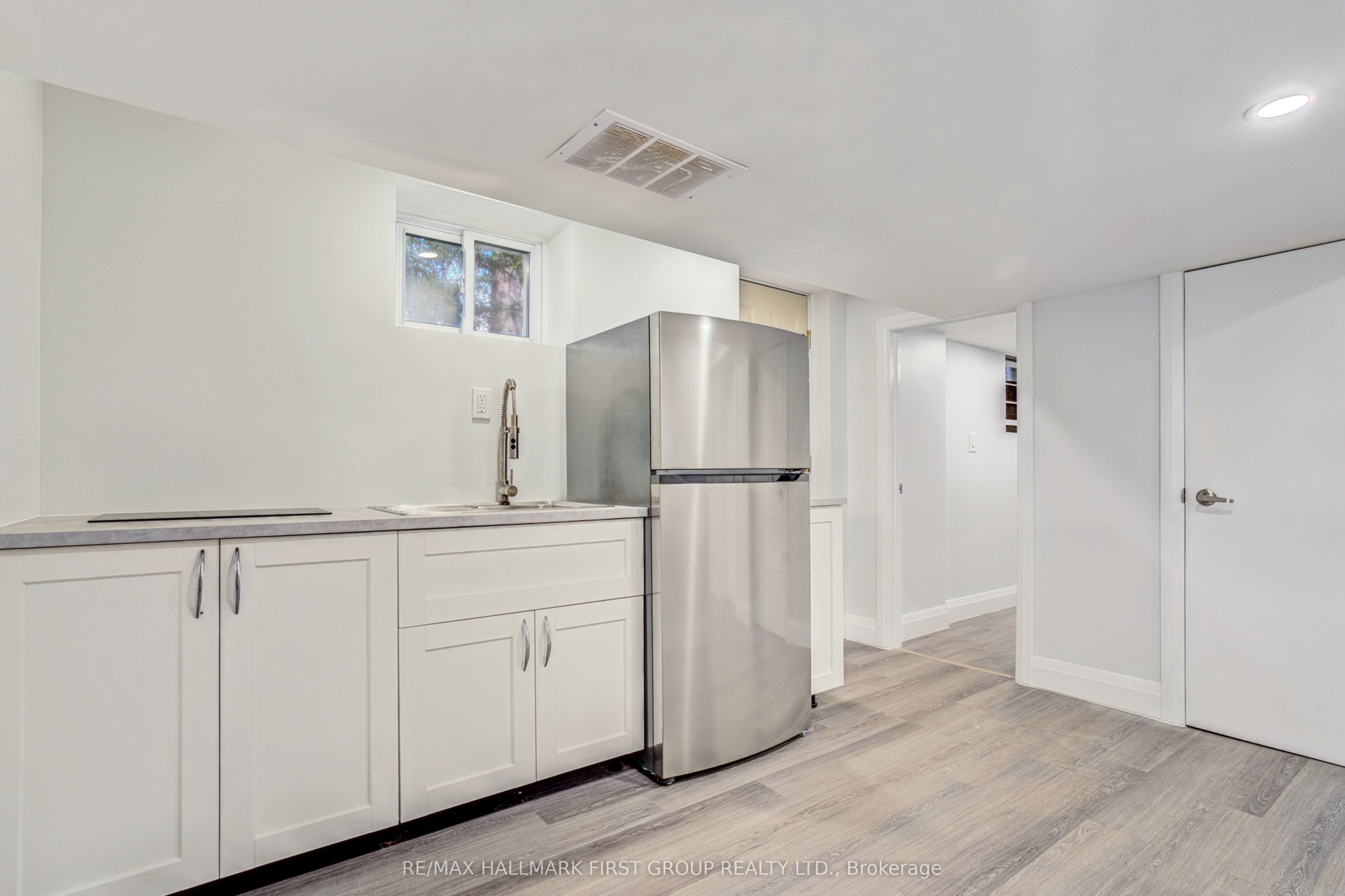1395 Hurontario Street Property Photo 30