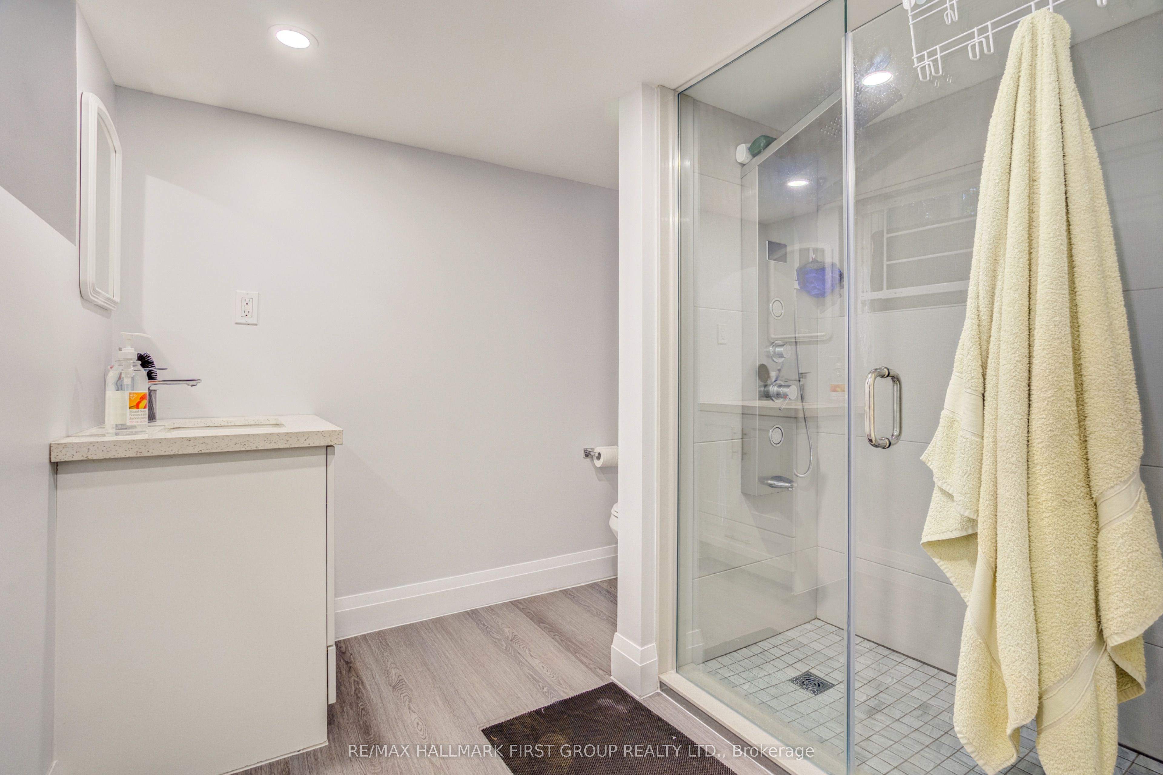 1395 Hurontario Street Property Photo 31