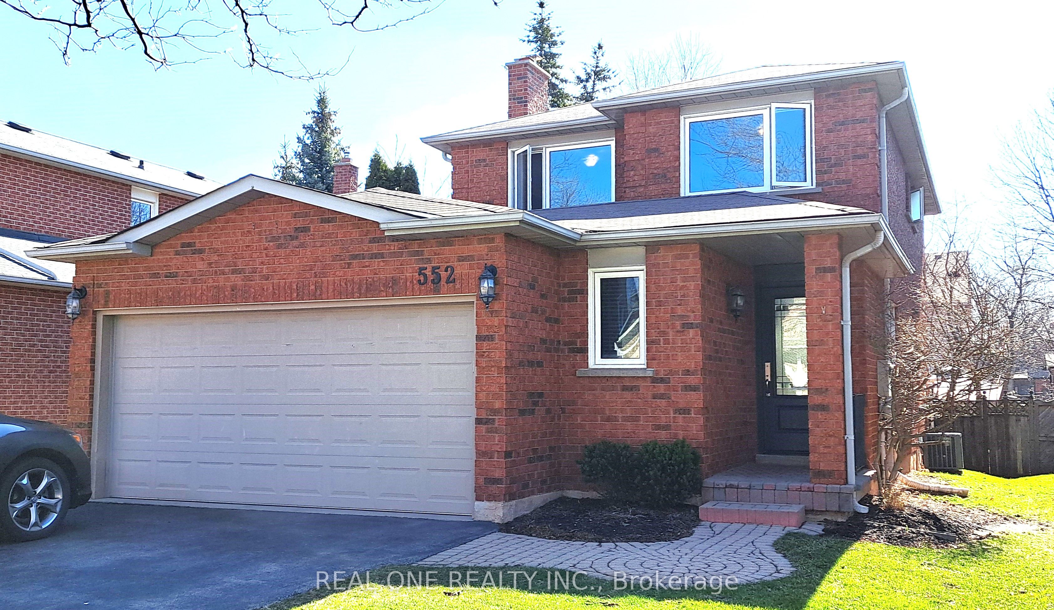 552 Marlatt Drive Property Photo 1