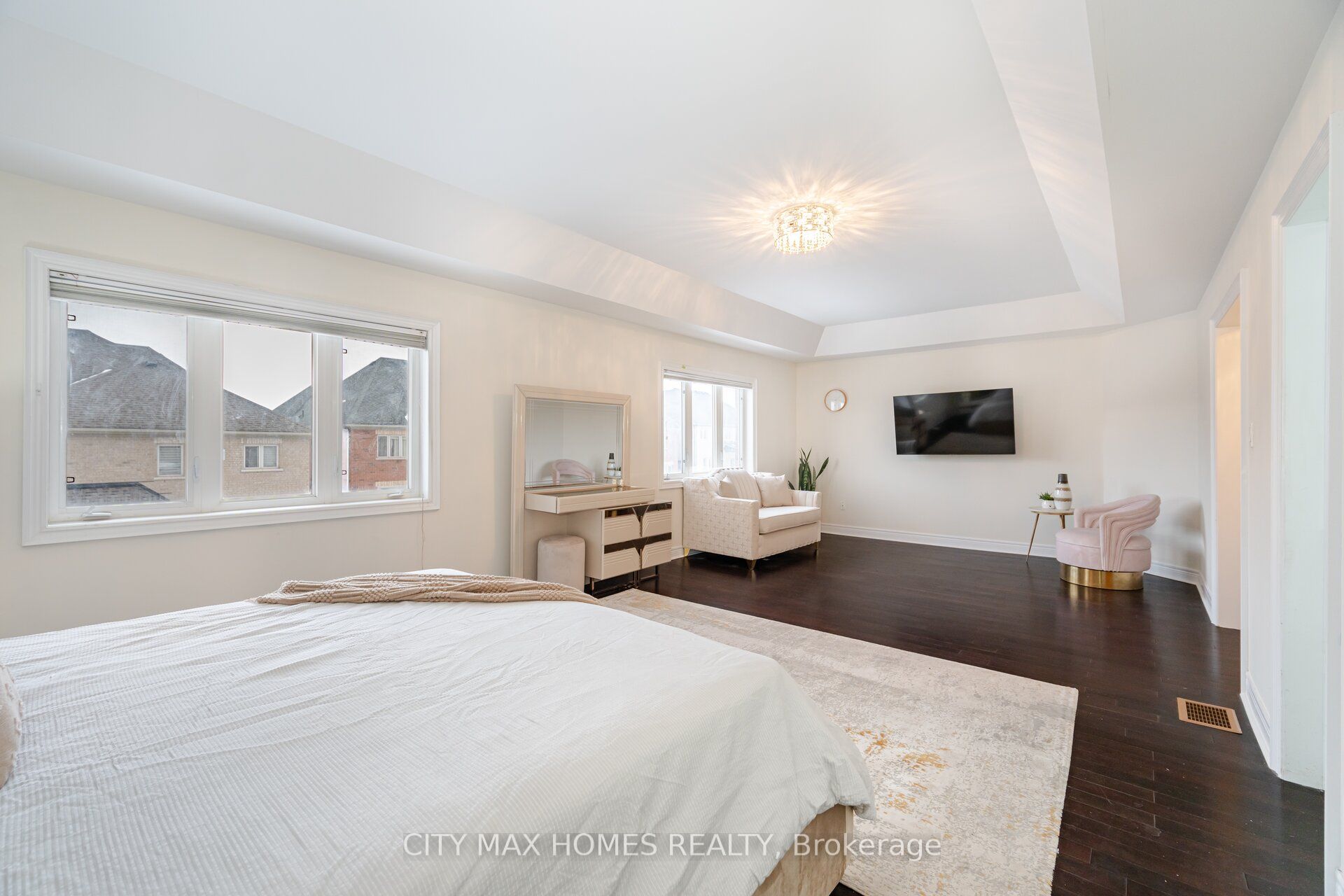 57 Beacon Hill Drive Property Photo 25
