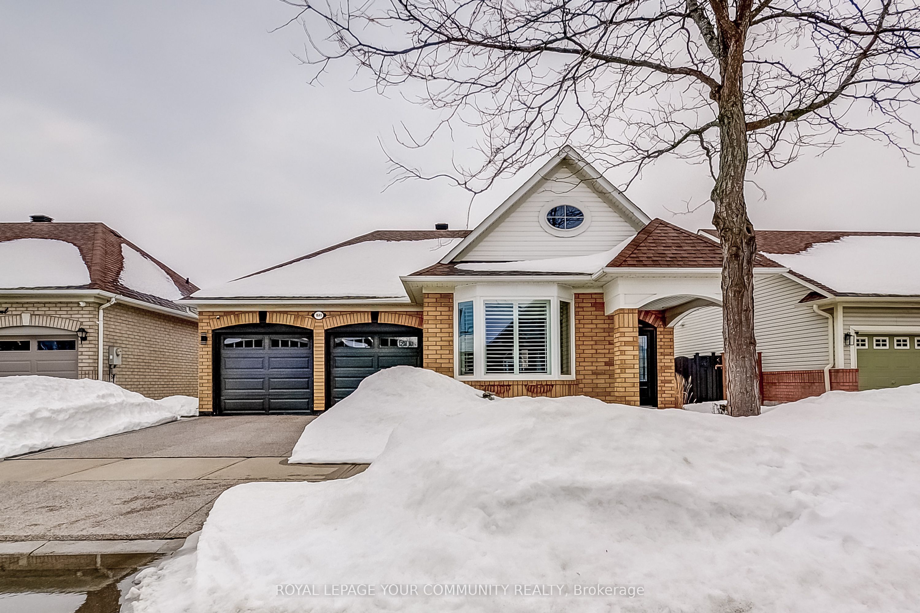 1641 Allan Cres Crescent Property Photo