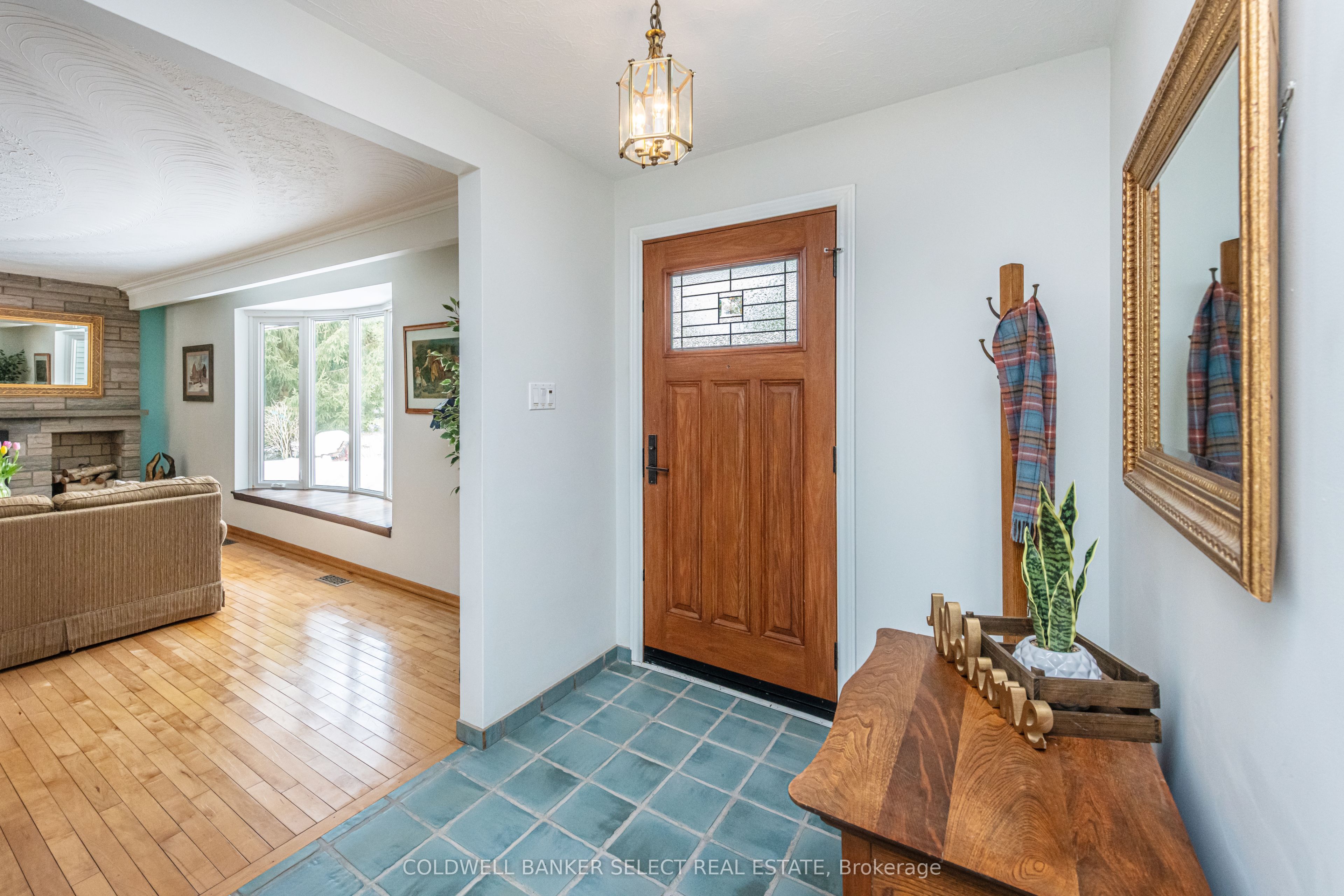 17554 Mt Hope Road Property Photo 3
