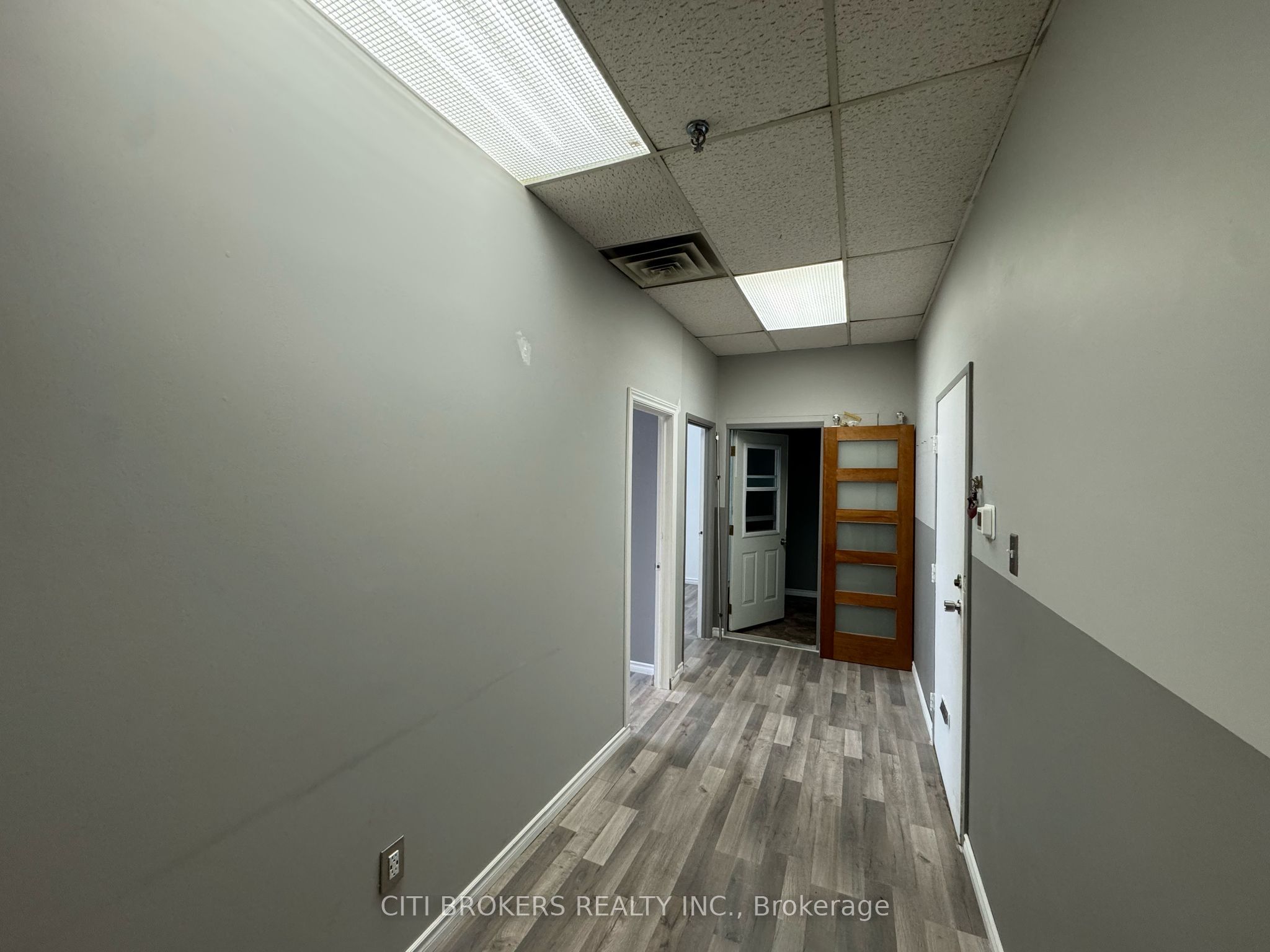 #121 - 1454 Dundas Street Property Photo 6