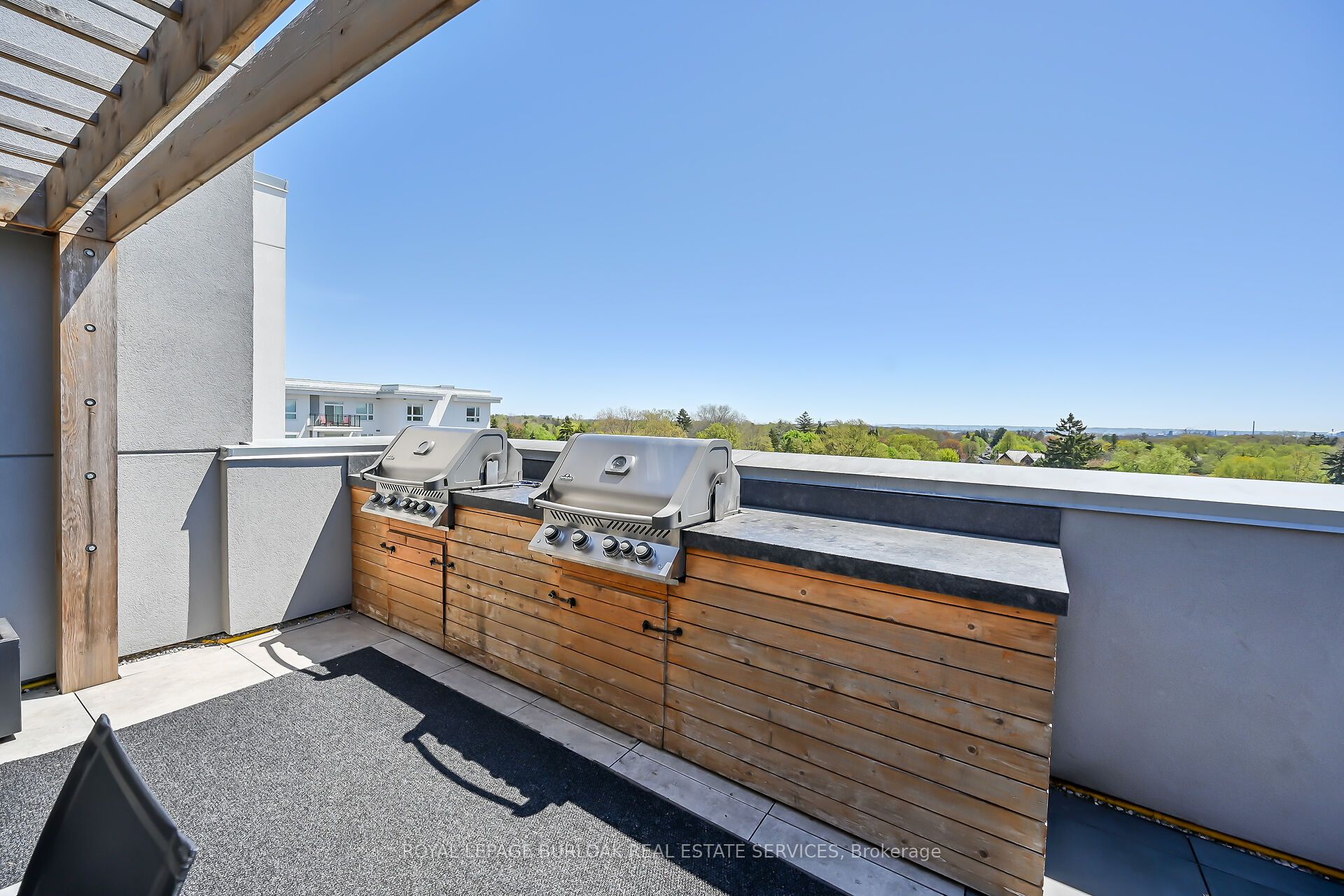 #312 - 320 Plains Road Property Photo 23