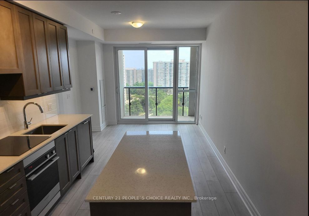 #1102 - 30 Elm Drive Property Photo 12