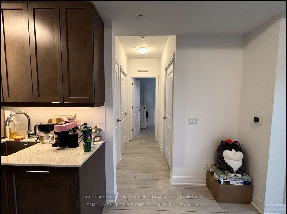 #1102 - 30 Elm Drive Property Photo 15