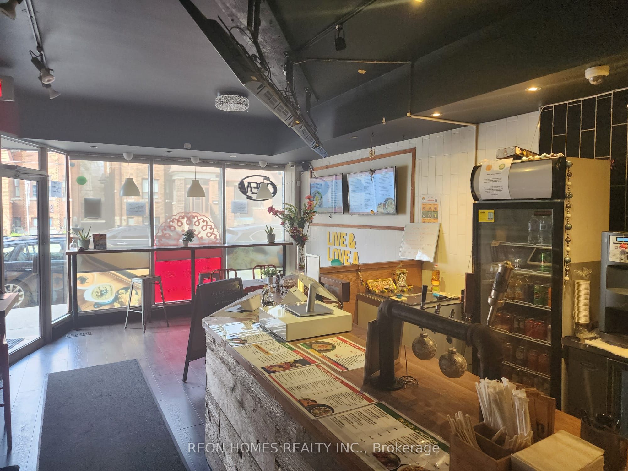383 Jane Street Property Photo 2