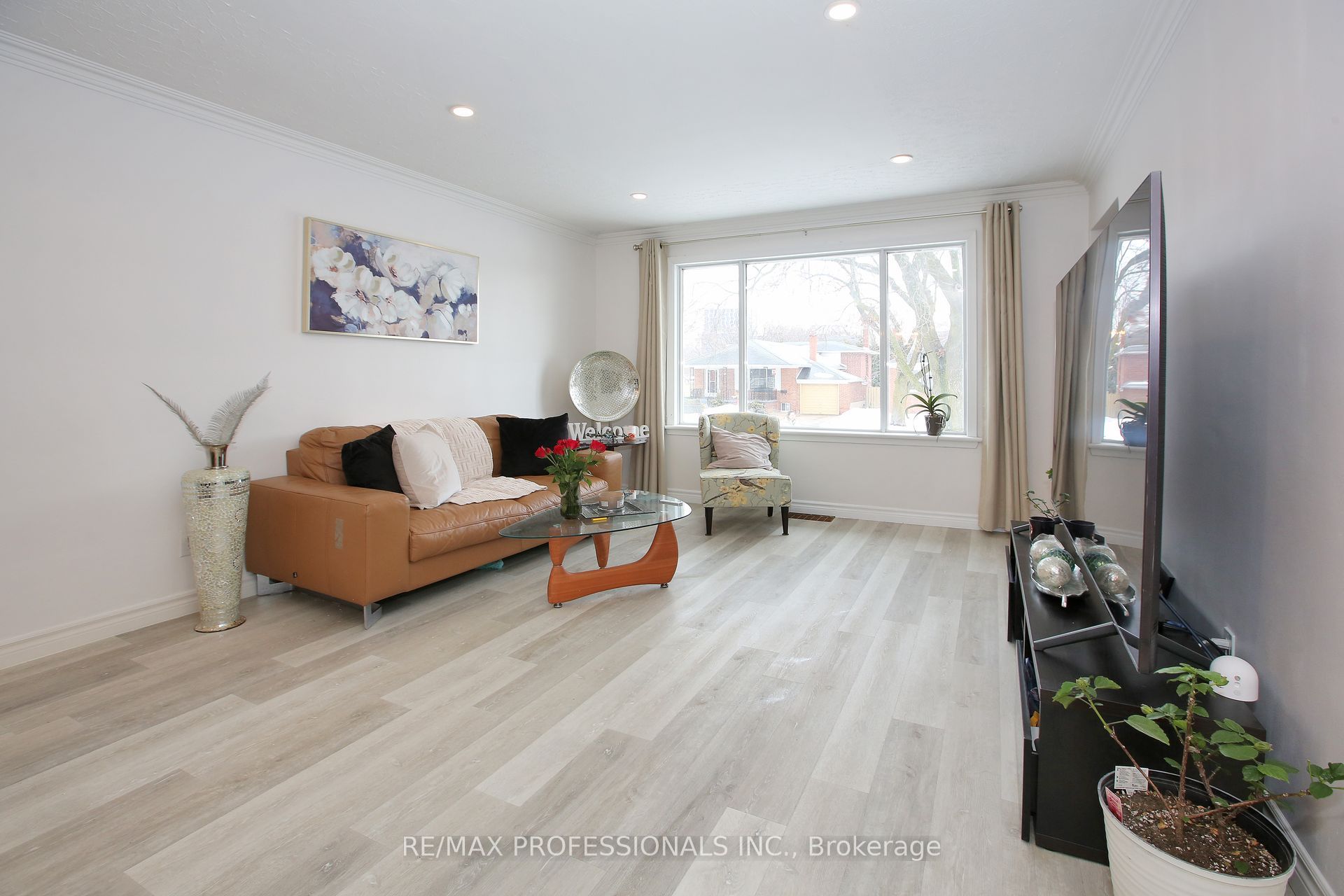 96 Nordin Avenue Property Photo 3